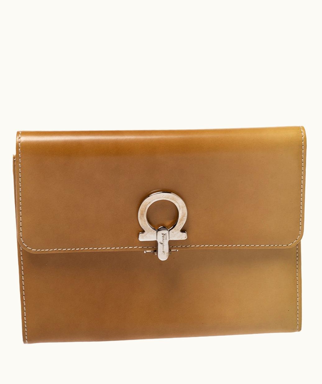 Salvatore Ferragamo Salvatore Ferragamo Cream Leather Small Gancio Flap Clutch