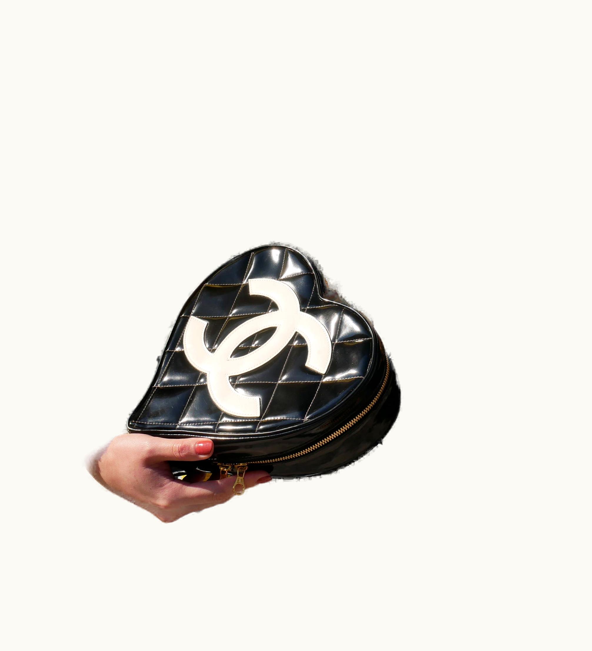 Chanel Chanel 1995 Black Patent Leather Heart Top Handle Bag 13071