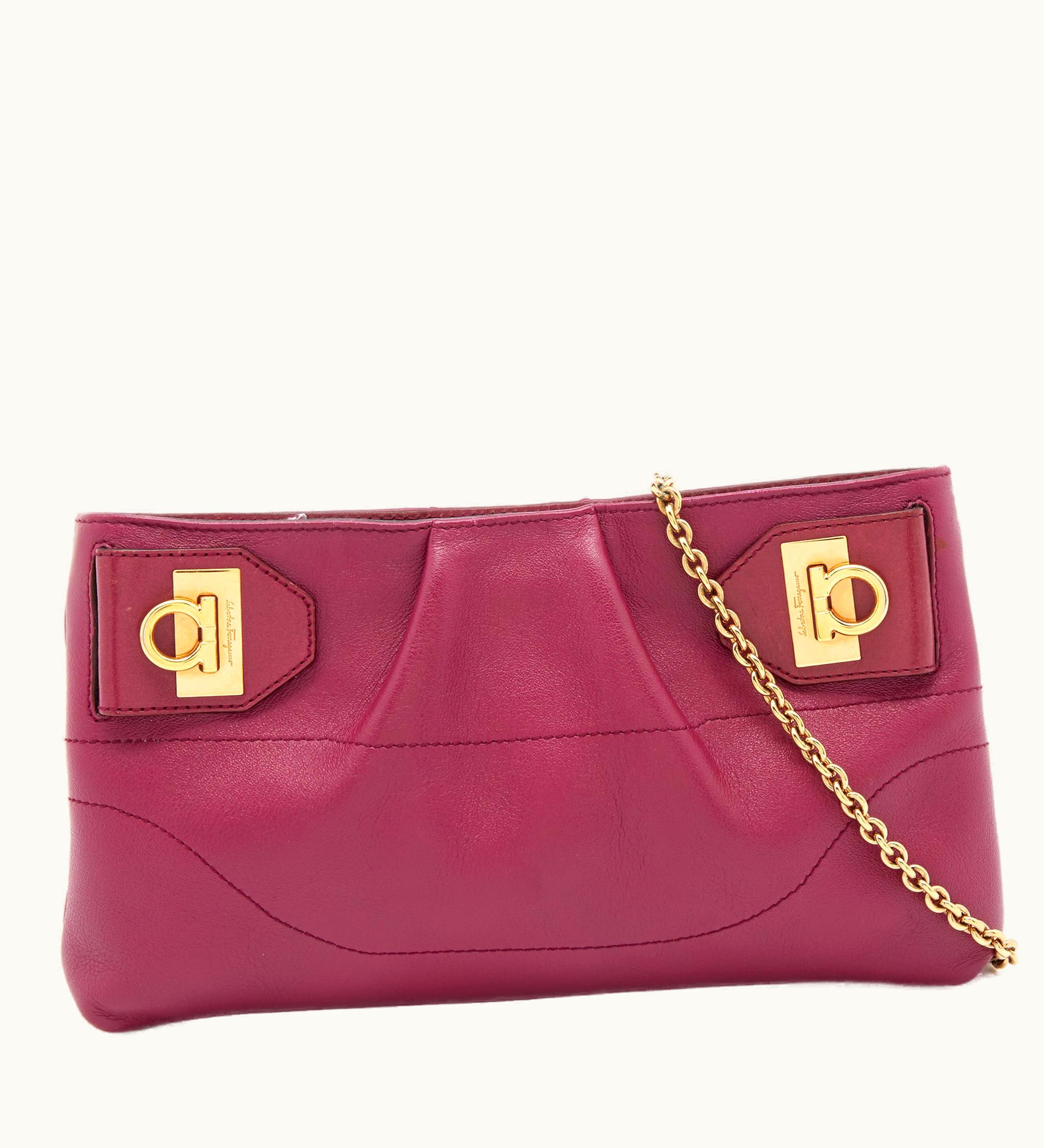 Salvatore Ferragamo Salvatore Ferragamo Pink Leather Chain Clutch
