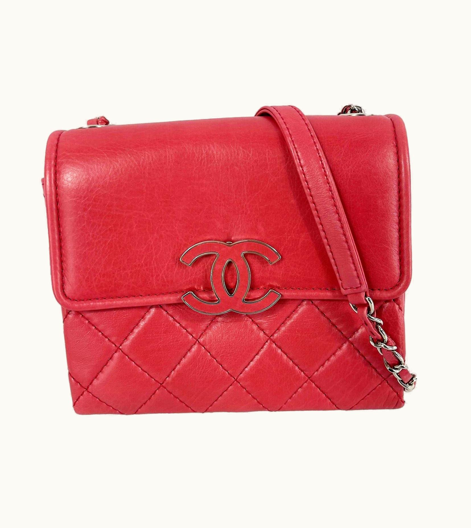 Chanel Chanel - Mini Square Flap Quilted Lambskin Shoulder Crossbody - Pink / Silver