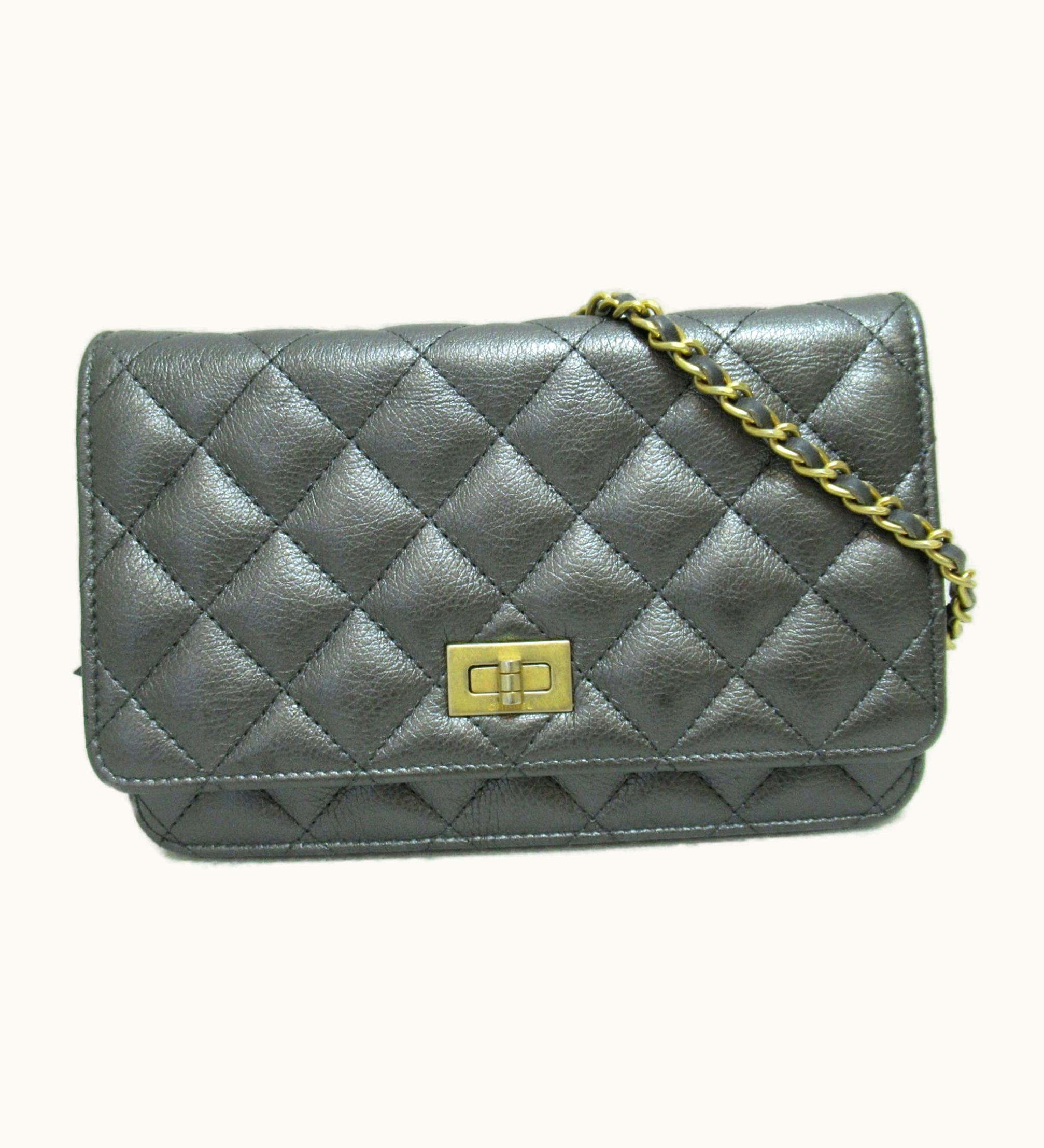 Chanel Chanel Matelasse Chain Wallet Shoulder Bag Silver Lambskin [Sheep Leather]