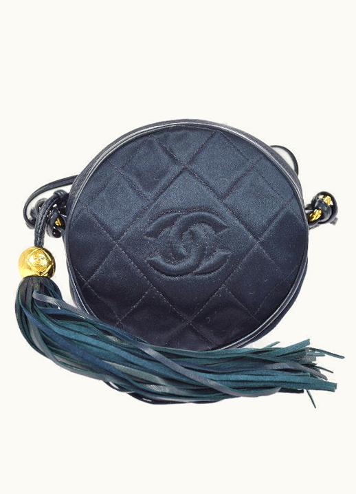 Chanel Chanel 1989-1991 Quilted CC Fringe Cross Body Shoulder Bag Navy Yg02090D