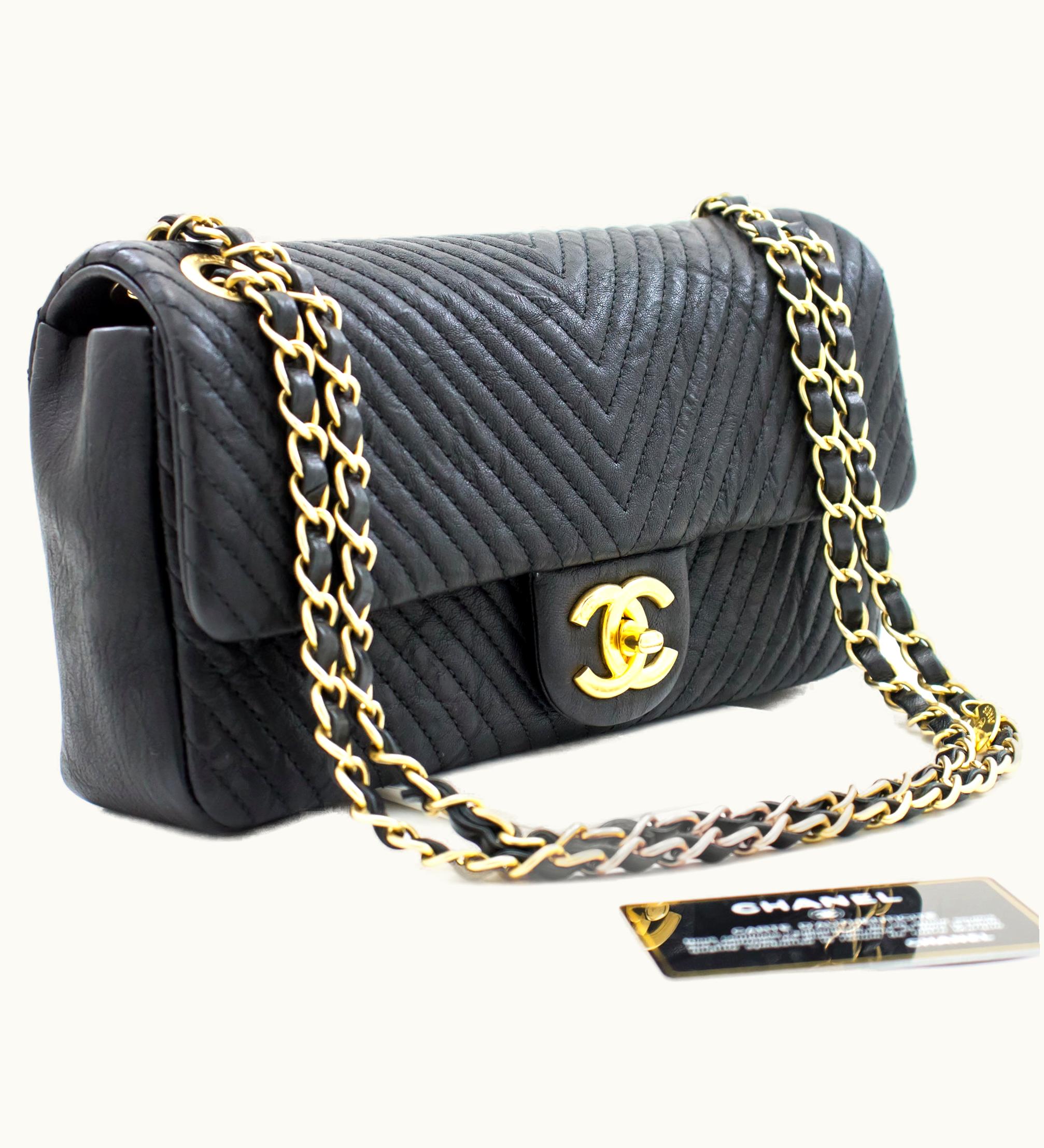 Chanel Chanel 2015 Chevron V-Stitch Leather Chain Flap Shoulder Bag - Black