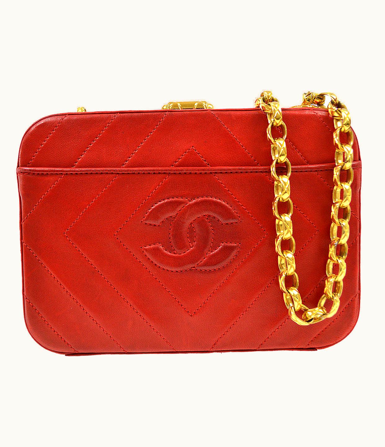 Chanel 1996-1997 Diamond Box Vanity Shoulder Bag Red Lambskin 42441