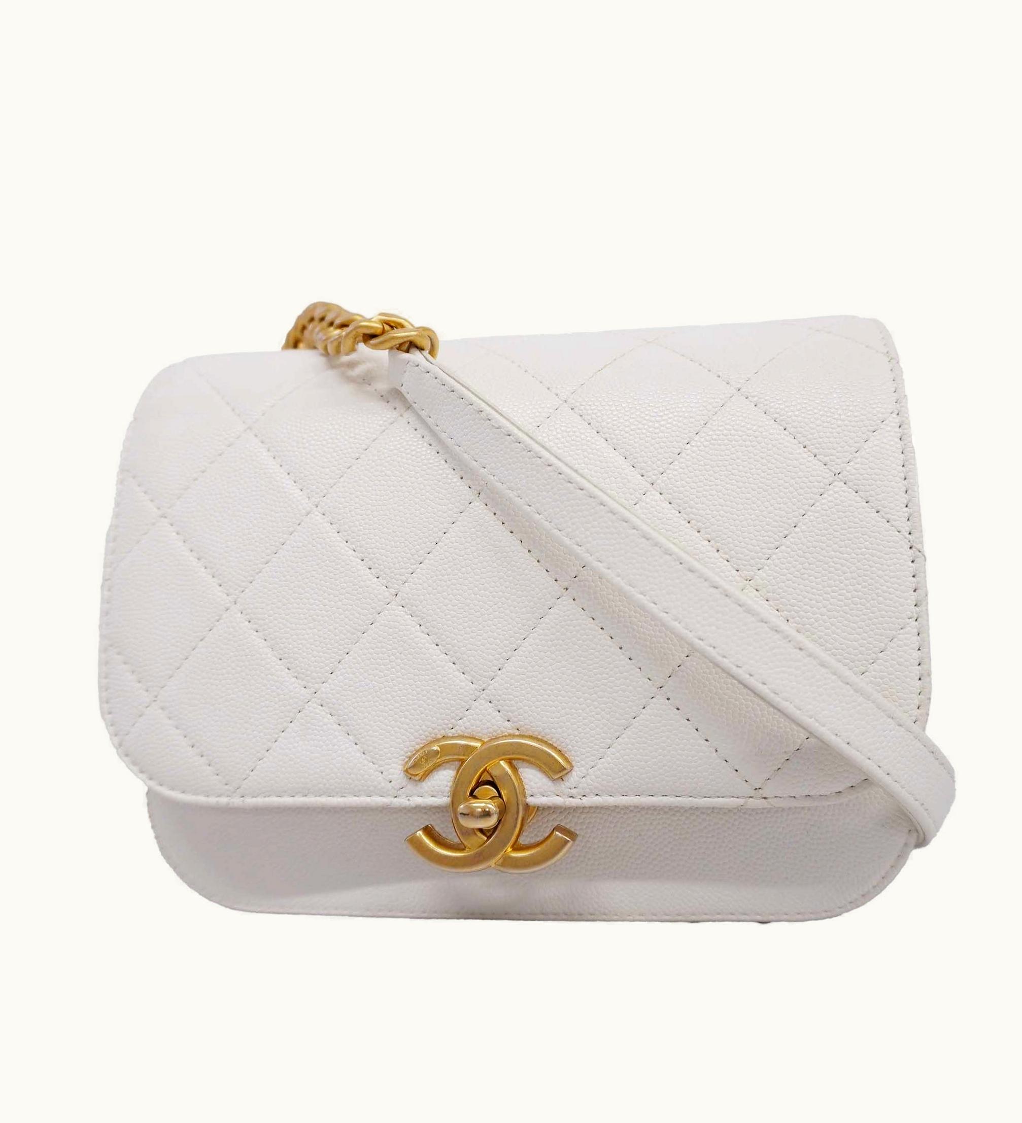 Chanel Chanel Matelasse Chain Shoulder Women's Leather Shoulder Bag White