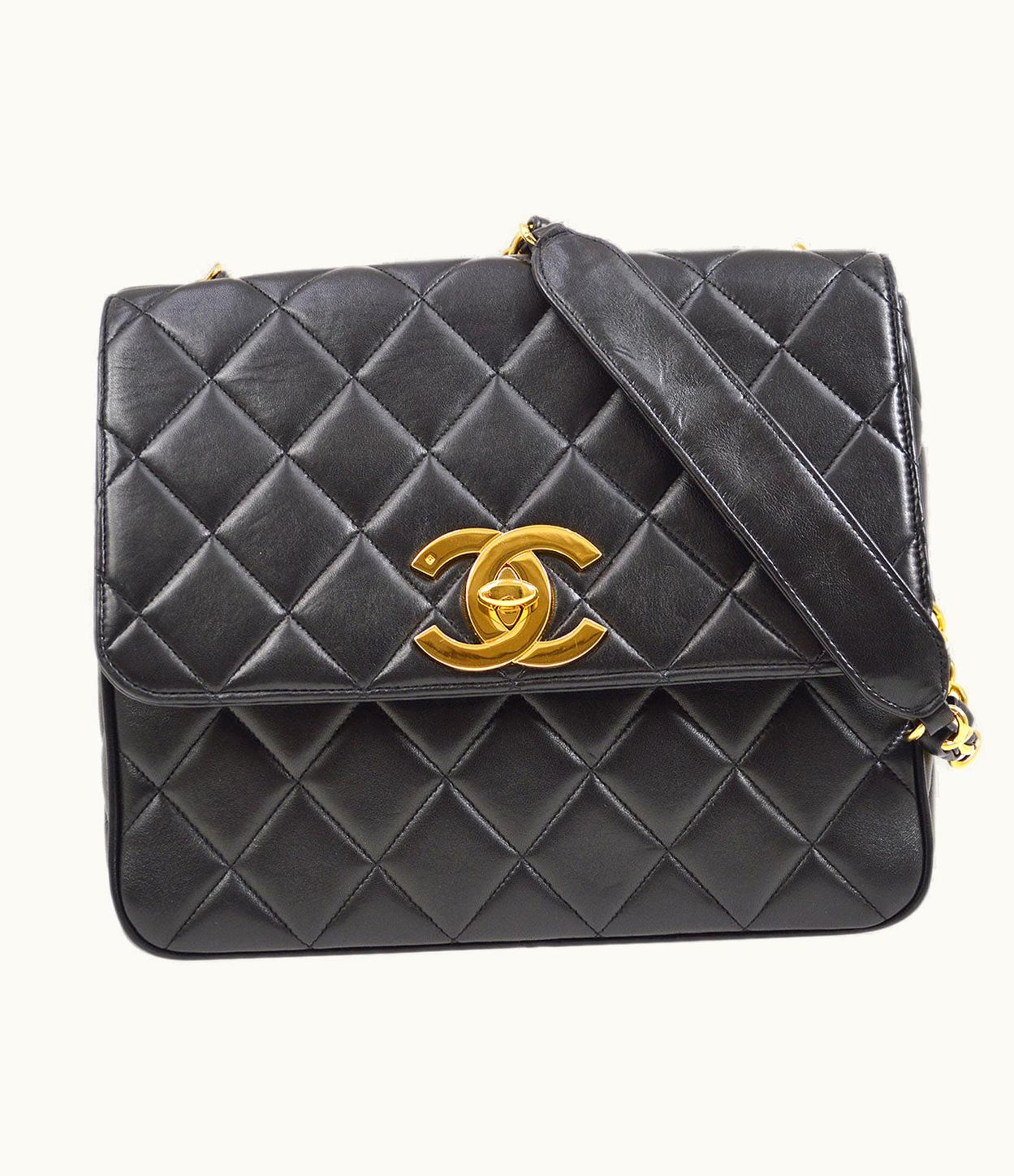 Chanel Chanel 1994-1996 Black Lambskin Straight Flap Medium 94748