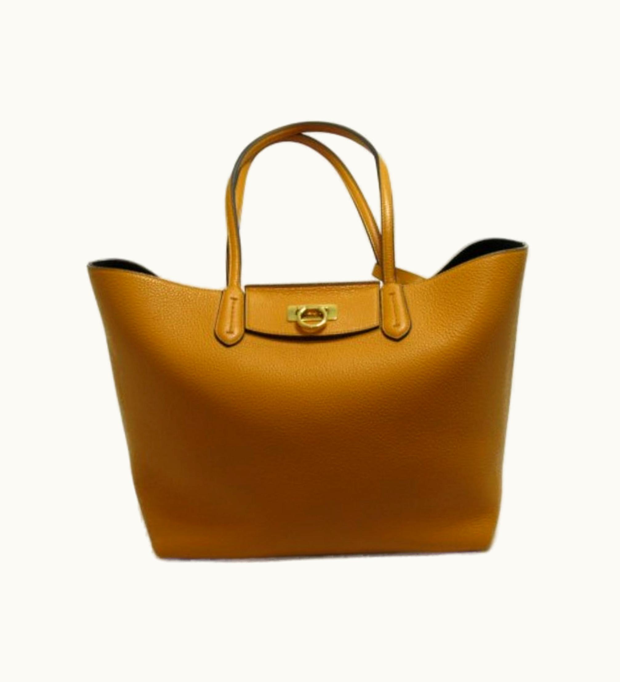 Salvatore Ferragamo Salvatore Ferragamo Gancinitote Bag Yellow Mustard Leather