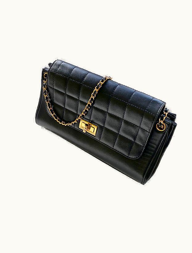 Chanel Chanel Around 2001 Made Chocolate Bar 2.55 Chain Bag Black