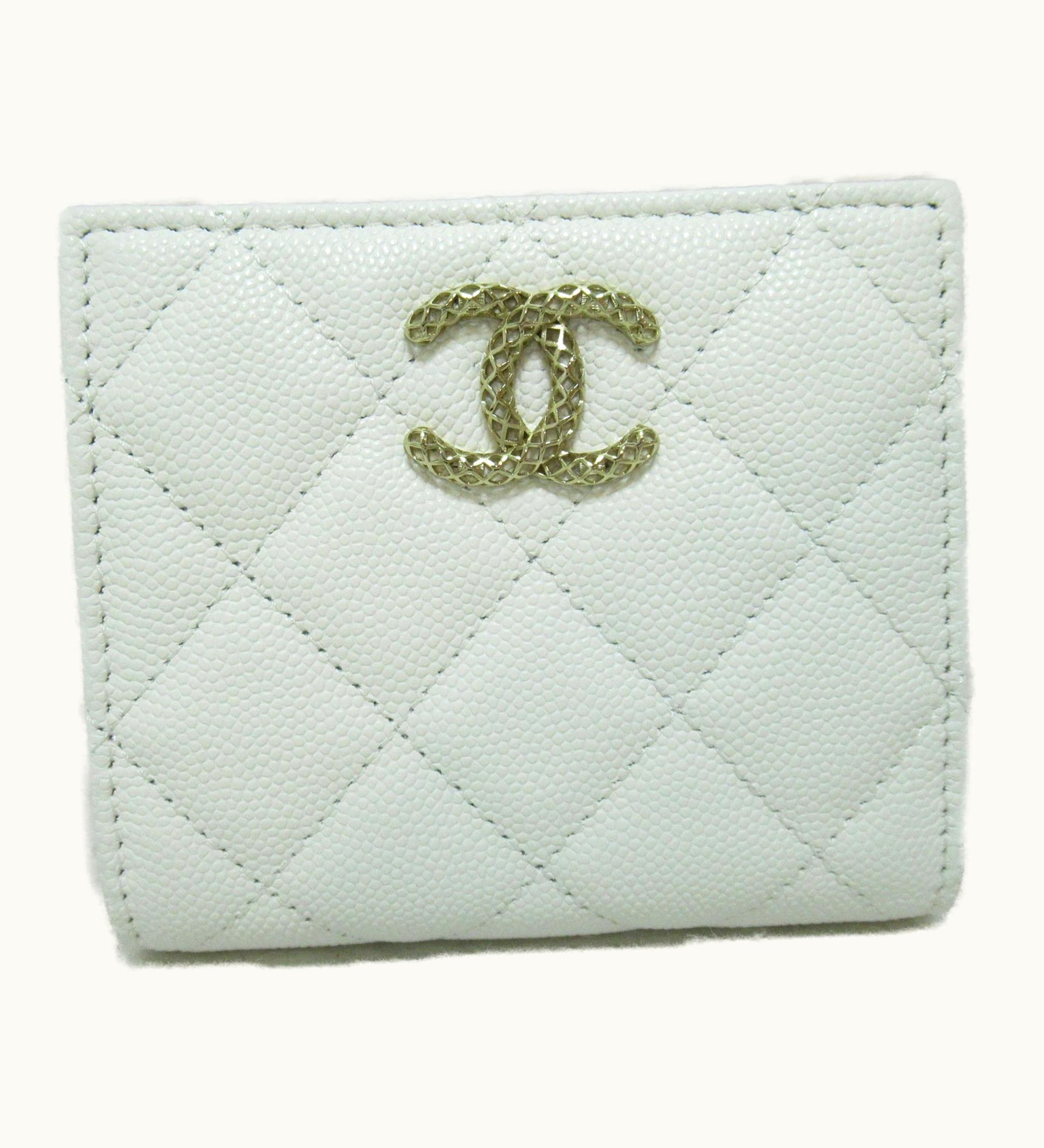 Chanel Chanel Wallet White Caviar Skin [Grained Calf] Ap3055