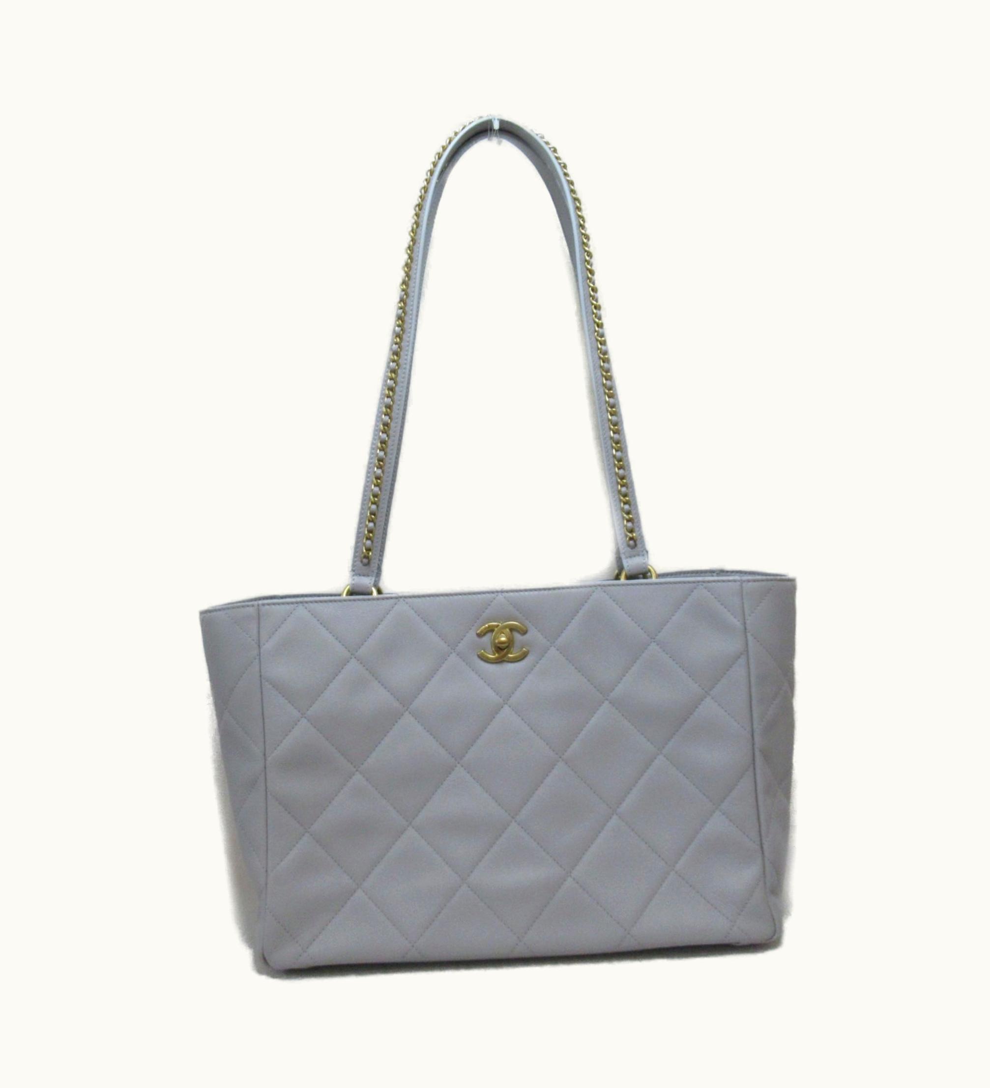 Chanel Chanel Tote Bag Gray Light Gray Calfskin [Cowhide] As3508