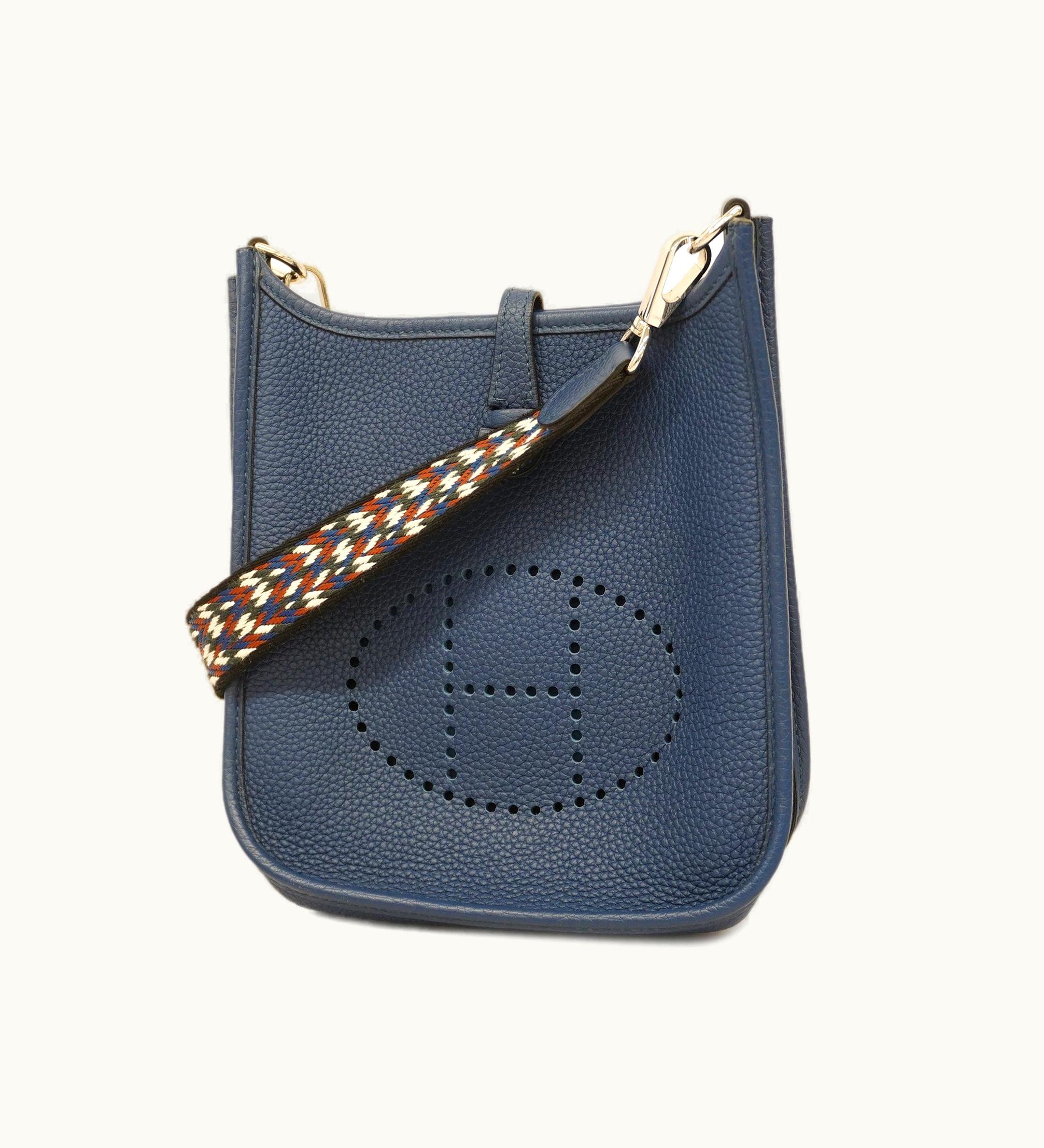 Hermès Hermès Shoulder Bag Evelyne Tpm Y Engraved Taurillon Clemence Blue Saphir Silver Metal