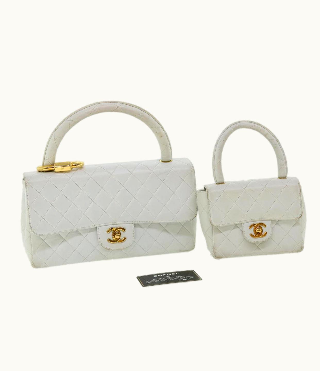 Chanel Chanel Matelasse Pair Shoulder Bag Lamb Skin White CC