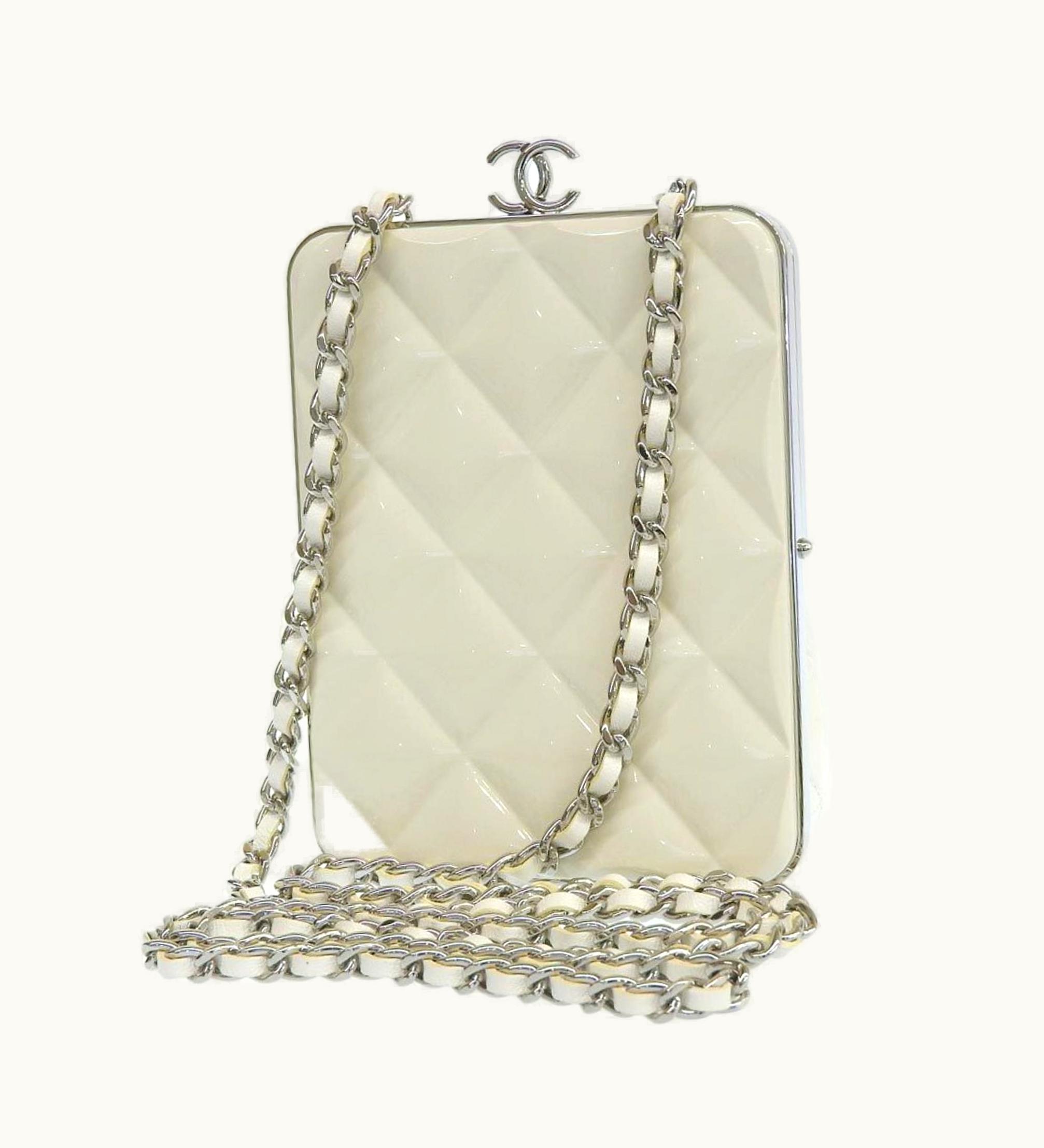 Chanel Chanel Here Mark Clutch Shoulder Bag With White Seal 3 Ap2496