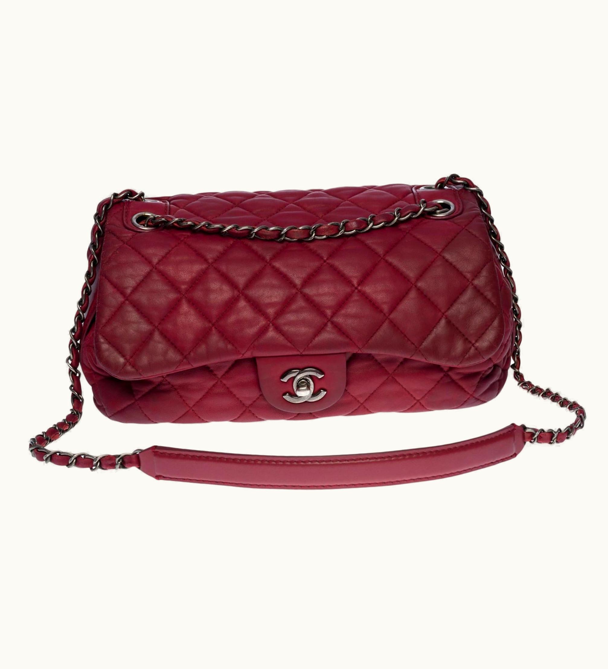Chanel Chanel Classic Shoulder Flap Bag In Amaranth Quilted Lambskin Leather