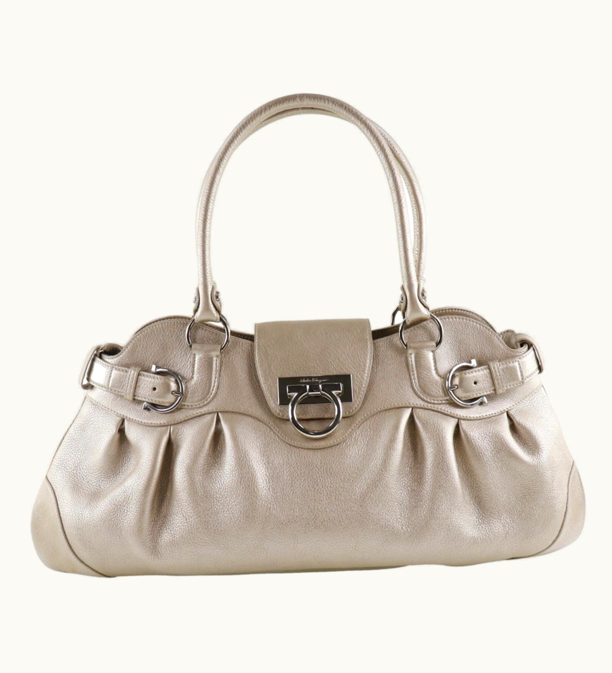 Salvatore Ferragamo Salvatore Ferragamo Gancini Ab-21 5370 Calf Gold Ladies Handbag