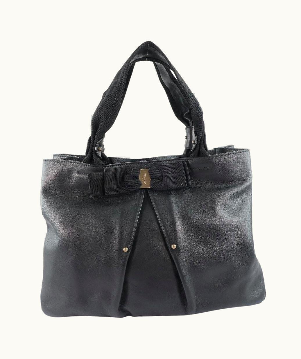 Salvatore Ferragamo Salvatore Ferragamo Vara Handbag Black Leather