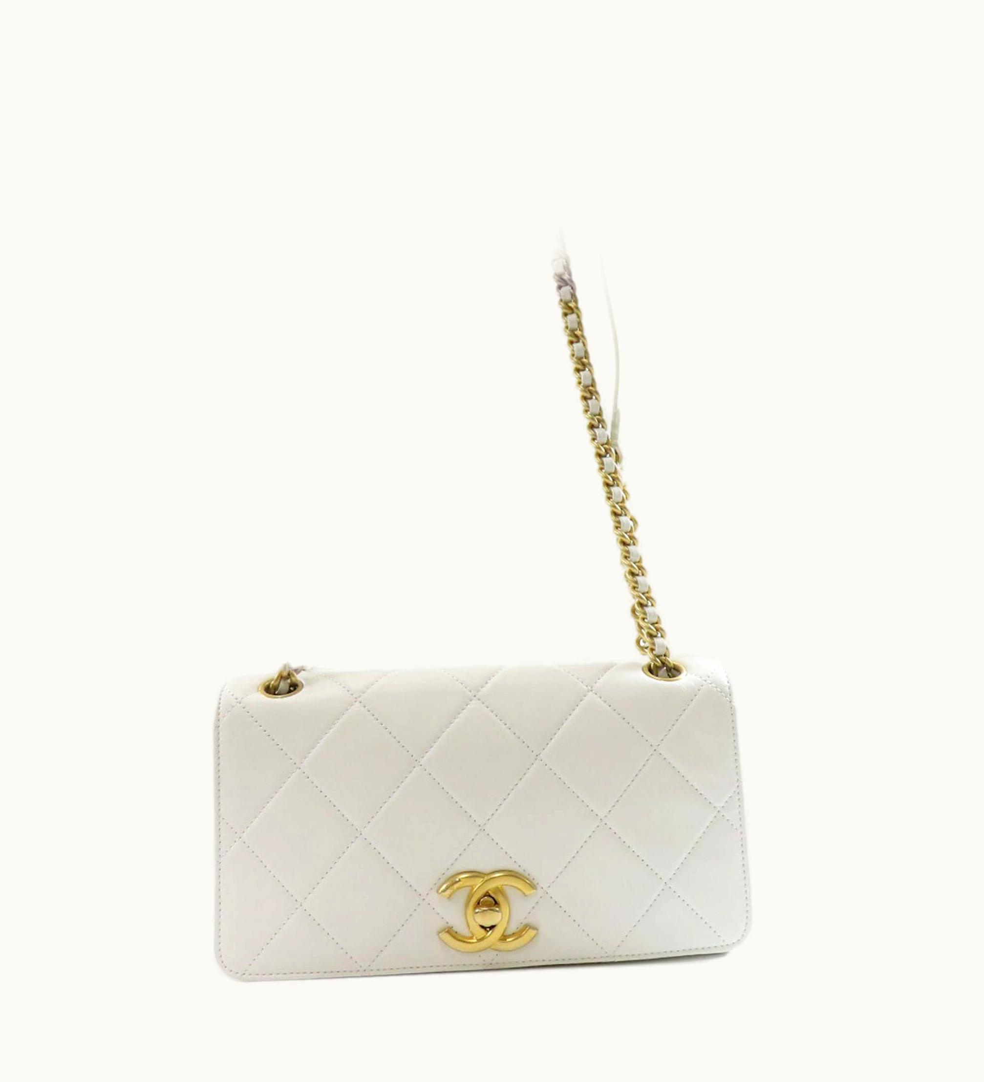 Chanel Chanel Matelasse Shoulder Bag Lambskin Women White