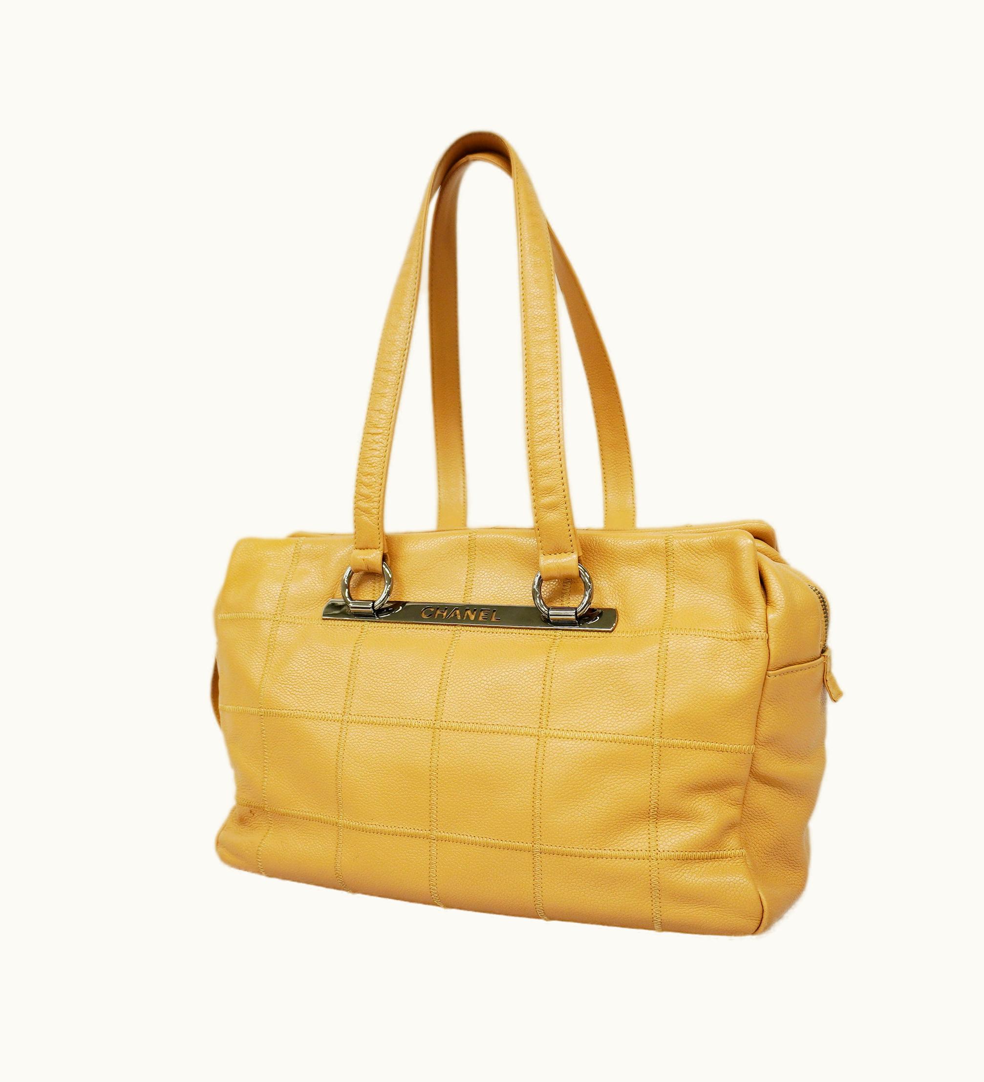 Chanel Chanel Chocolate Bar Shoulder Bag Women's Caviar Leather Beige