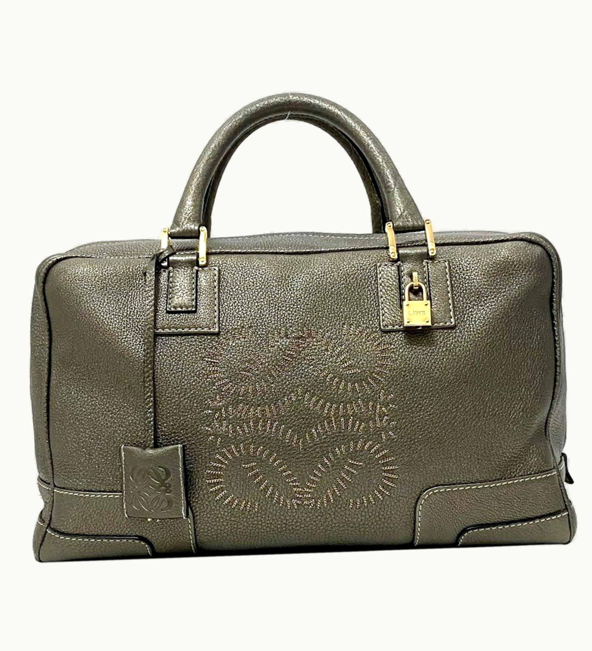 Loewe Loewe Tote Bag Amazona 36 Silver Anagram Leather Loewe Bronze Handbag Chain Embroidery Front Ladies Accent