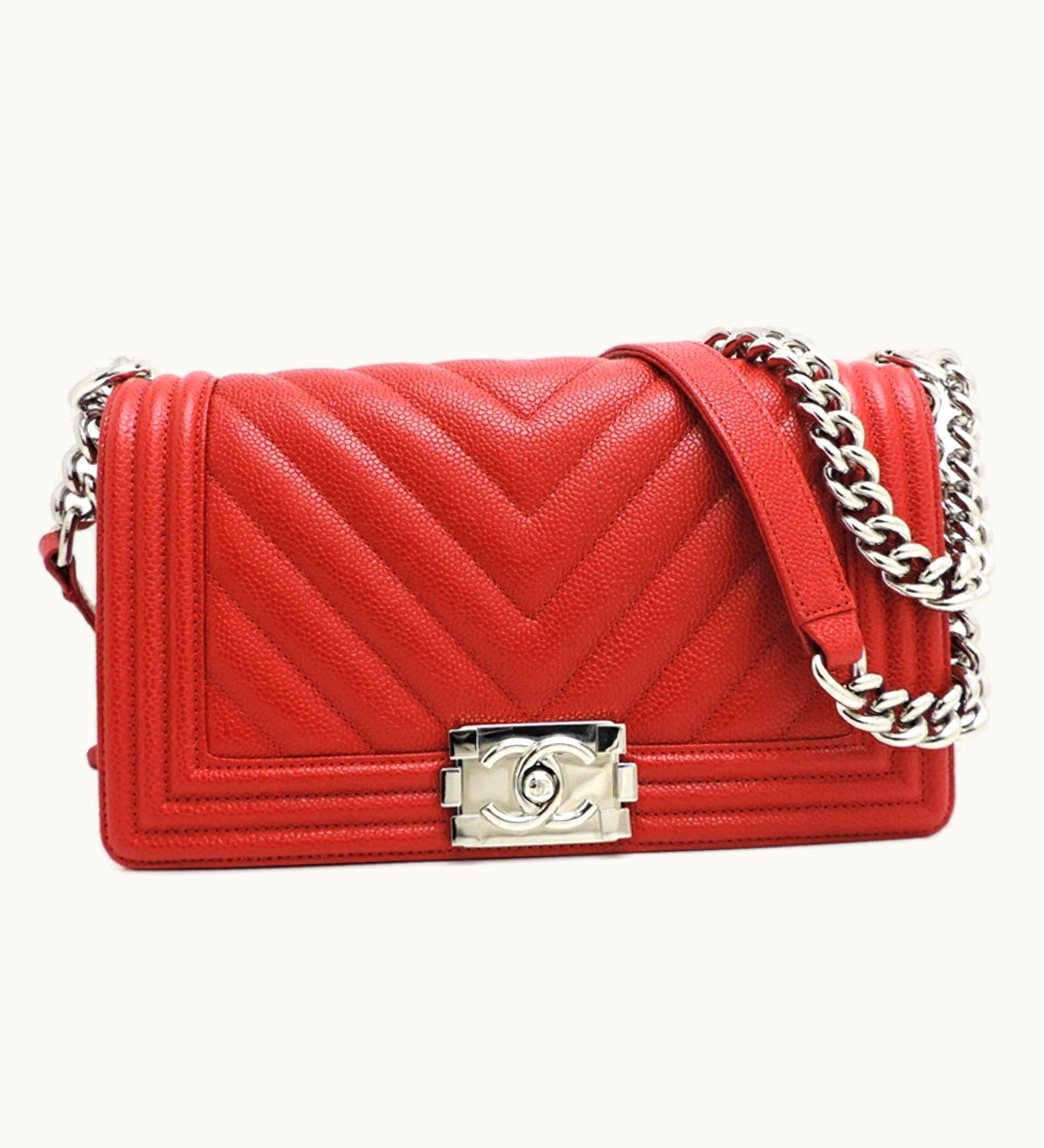 Chanel Chanel Boy V Stitch Chain Shoulder Women's Bag A67086 Caviar Skin Red