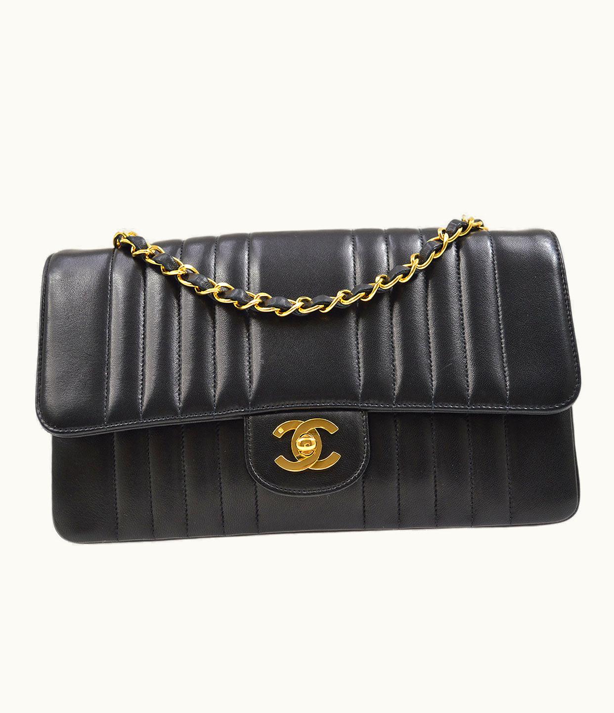 Chanel Chanel 1991-1994 Vertical Classic Single Flap Medium 43592