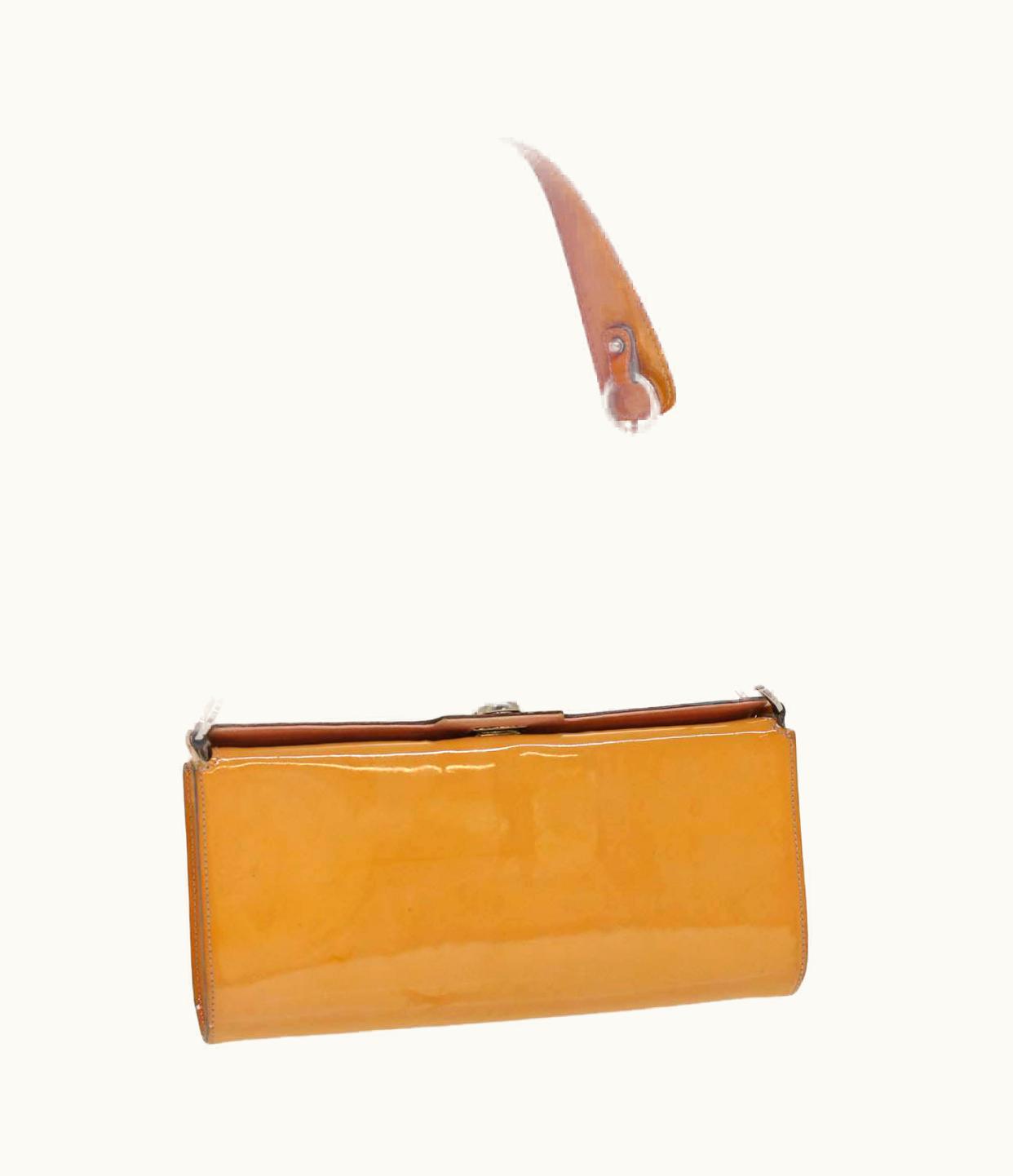 Salvatore Ferragamo Salvatore Ferragamo Monogram Vernis Shoulder Bag Pink Au-21/5321