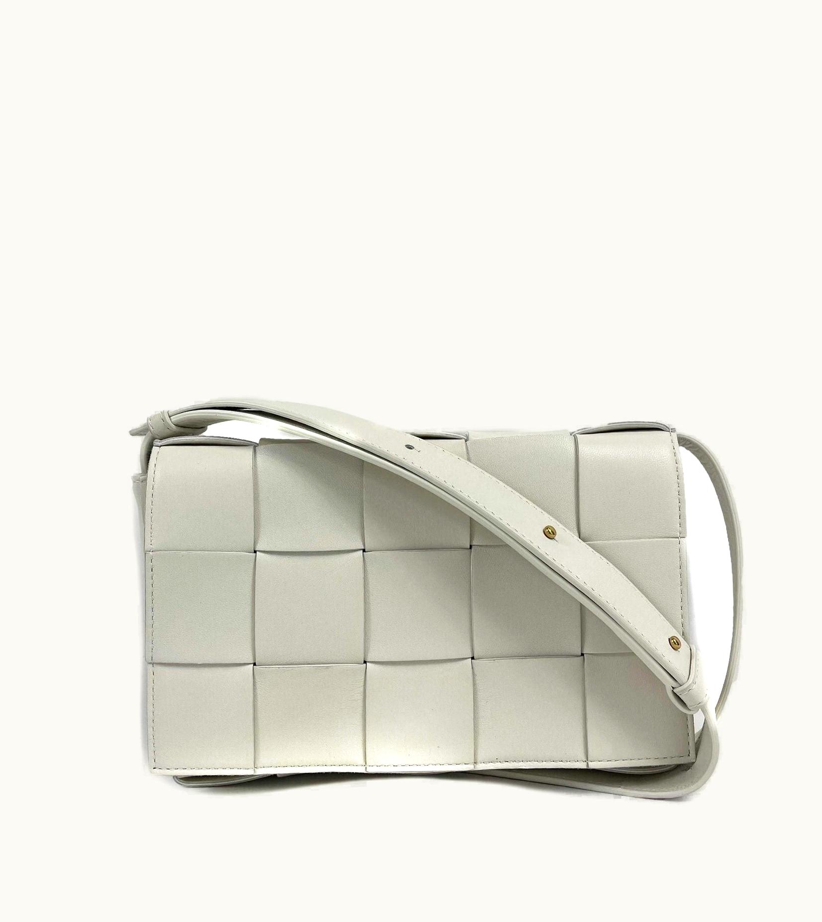 Bottega Veneta Bottega Veneta - Off White Intrecciato-Woven Cassette Lambskin Shoulder Bag