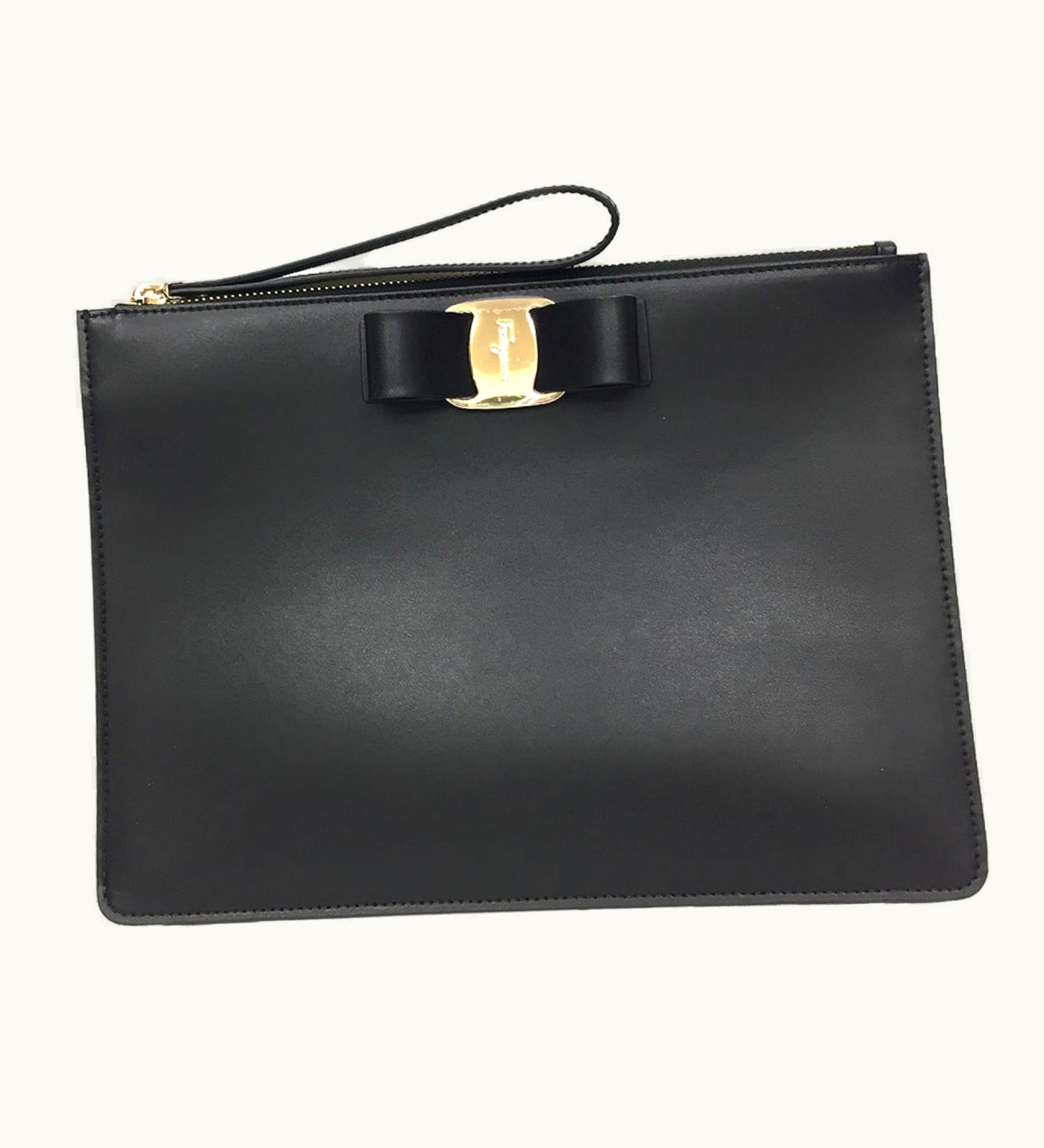 Salvatore Ferragamo Salvatore Ferragamo Ferragamo Salvatore Fiocco Vara Clutch Second Bag 22D547 Leather Black Back Ladies
