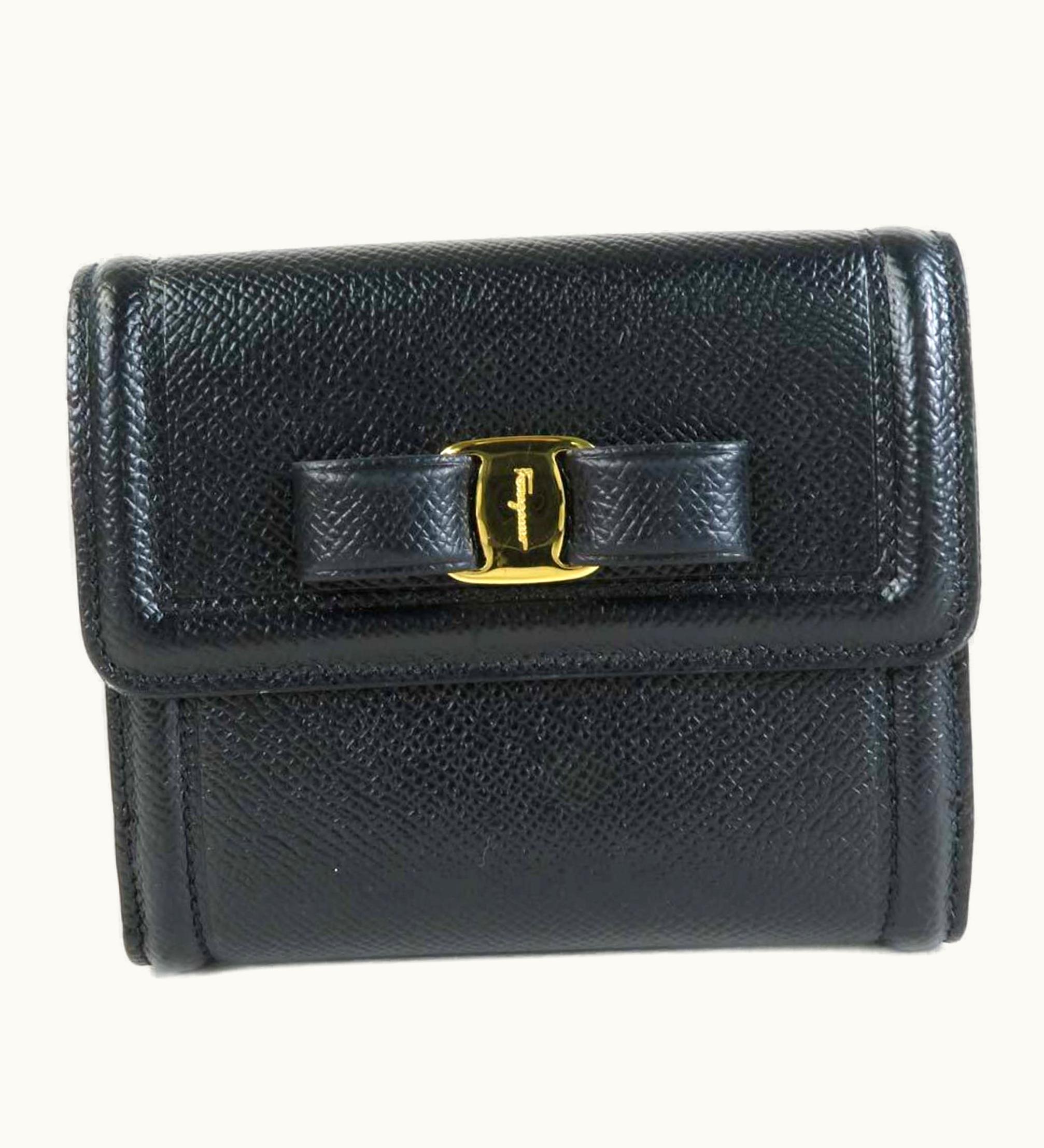 Salvatore Ferragamo Salvatore Ferragamo Bi-Fold Wallet Vara Ribbon Leather Black Gold Ladies