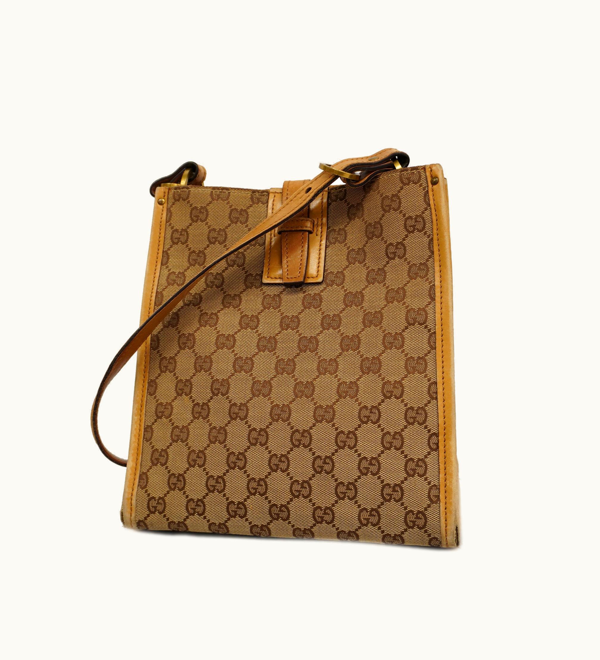 Gucci Gucci GG Canvas Shoulder Bag 110292 Women's Leather Shoulder Bag Beige