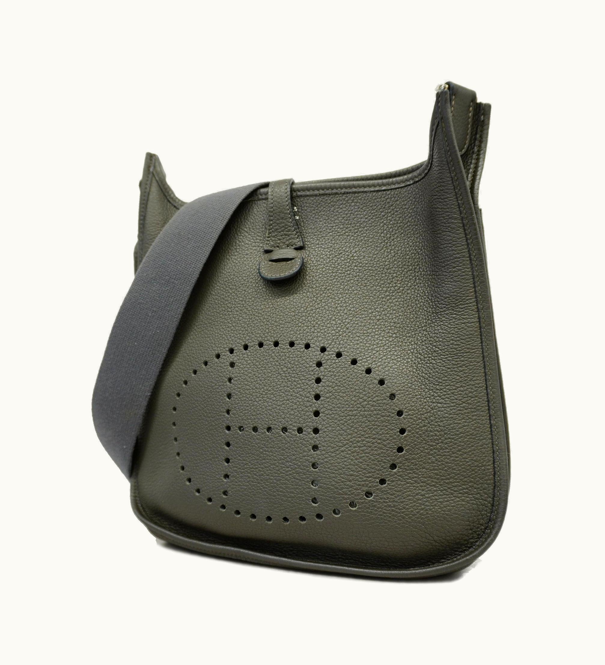 Hermès Hermès Shoulder Bag Evelyne 2 K Engraved Togo Graphite Silver Metal