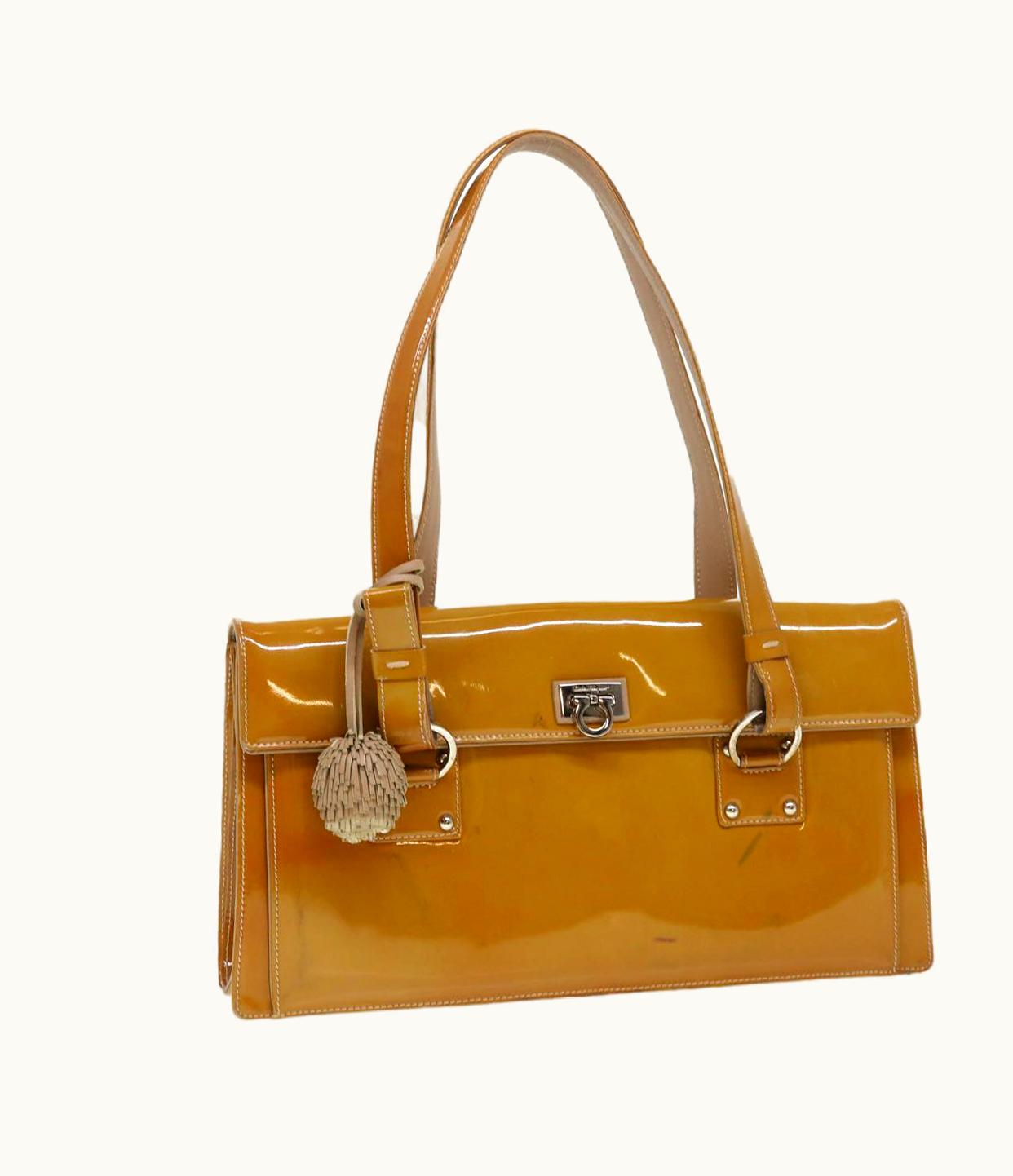 Salvatore Ferragamo Salvatore Ferragamo Shoulder Bag Patent Leather Yellow Eo-21 6854