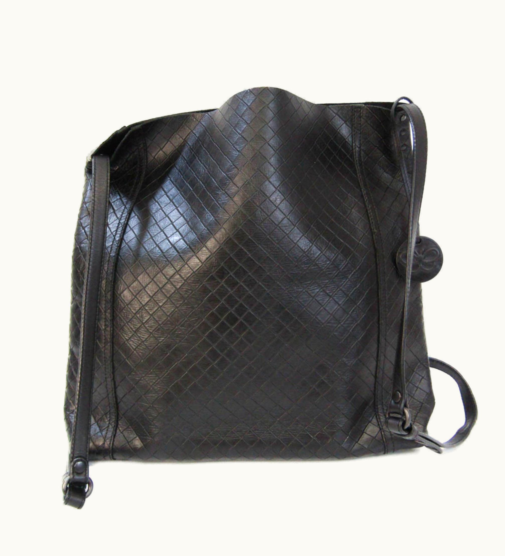 Bottega Veneta Bottega Veneta Intreccio Mirage Men, Women Leather Shoulder Bag Black