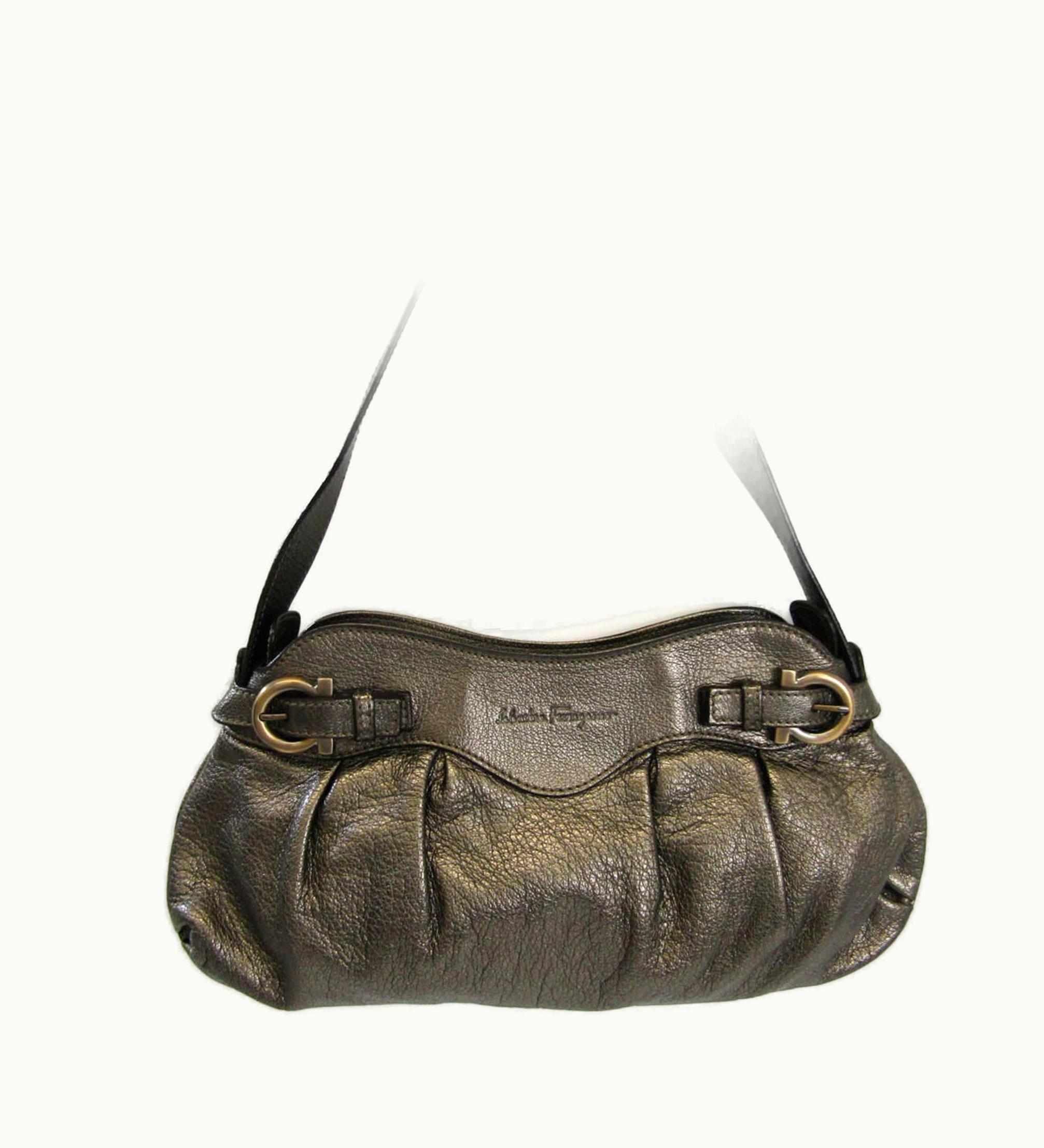 Salvatore Ferragamo Salvatore Ferragamo Gancini Ee-21 A855 Women's Leather Shoulder Bag Metallic Blue