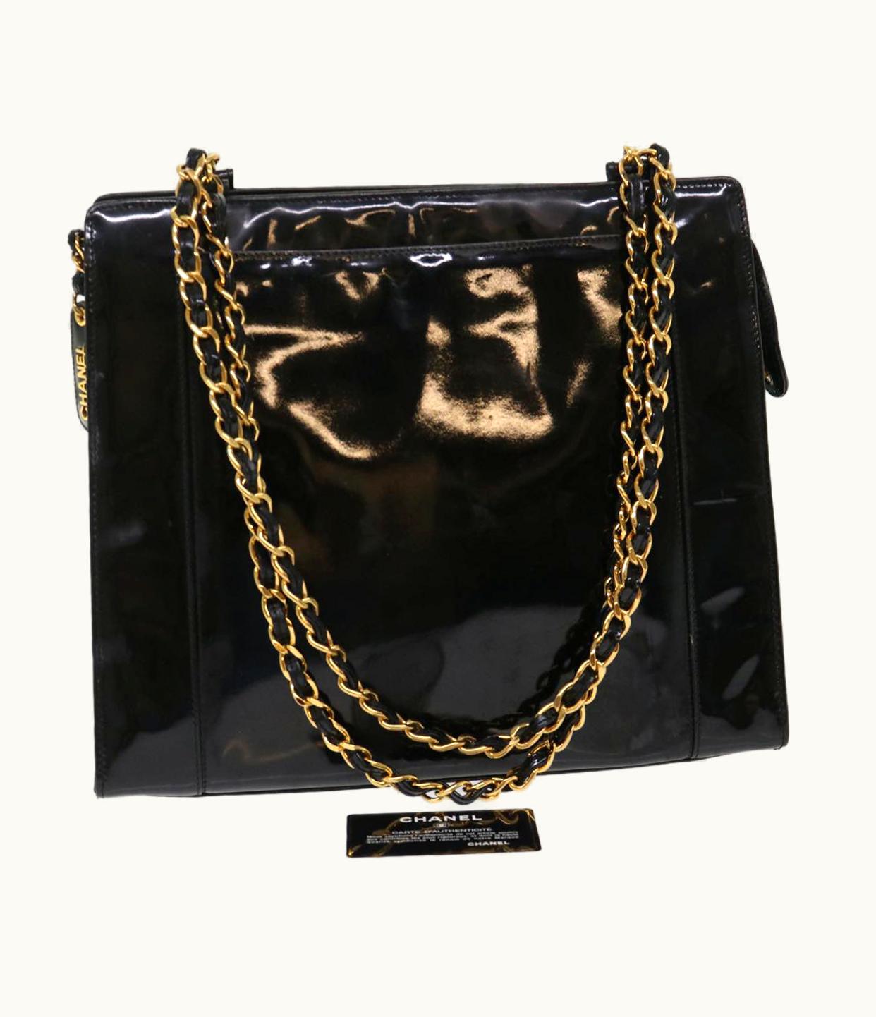 Chanel Chain Shoulder Bag Patent Leather Black CC