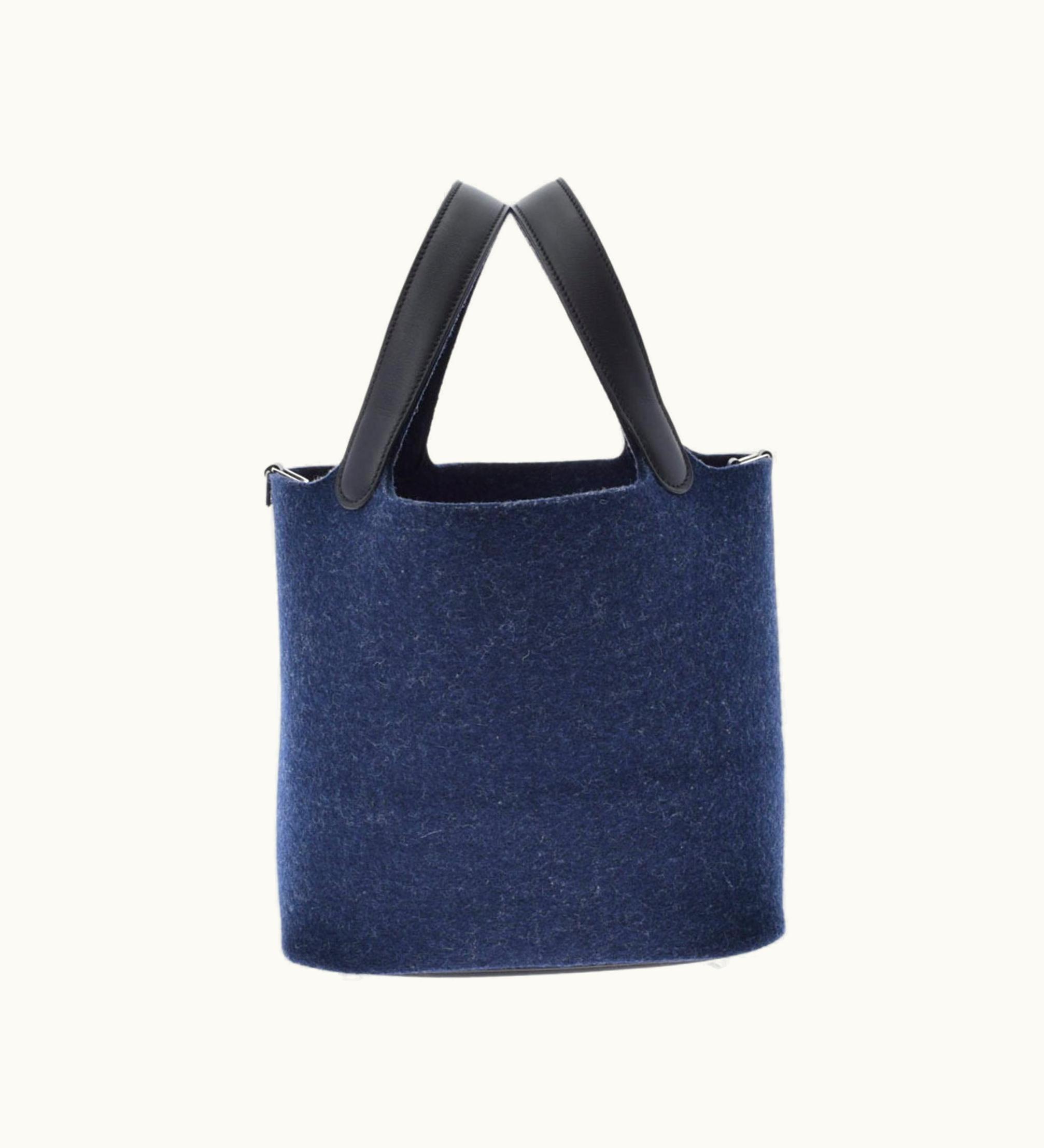 Hermès Picotin Lock MM Bleu Nuit Palladium Hardware Y Engraved (Around 2020) Women's Felt Handbag