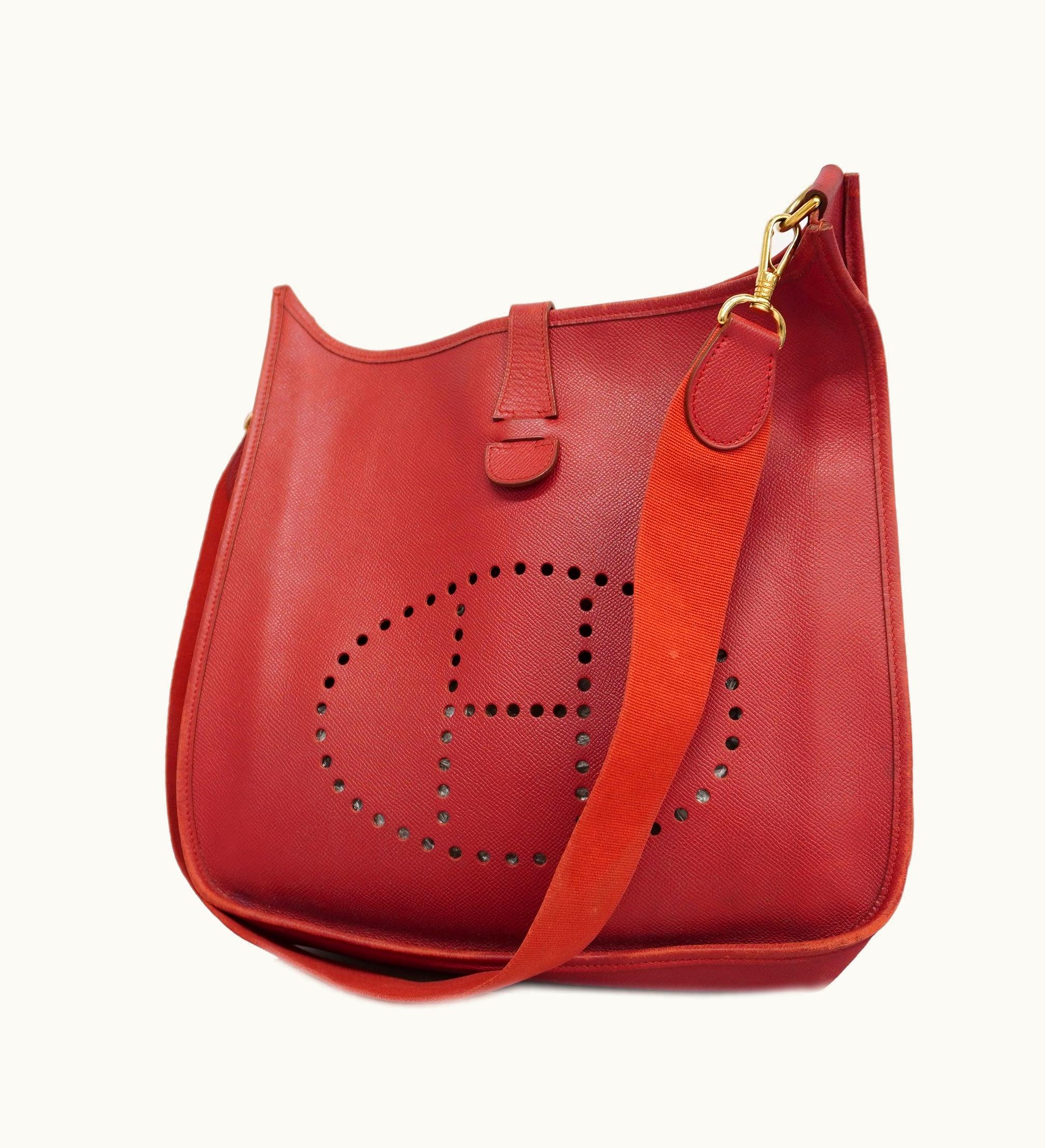Hermès Evelyne Evelyne 1 A Stamp Women's Courchevel Leather Shoulder Bag Rouge Vif