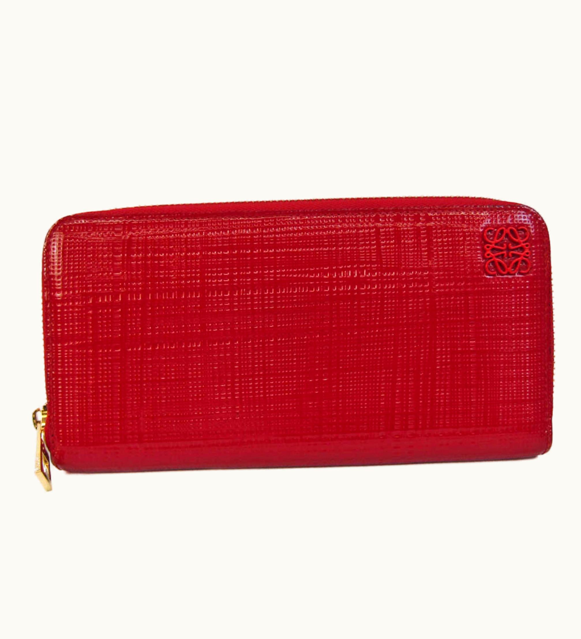 Loewe Anagram Women's Patent Leather Long Wallet [Bi-Fold] Red Color