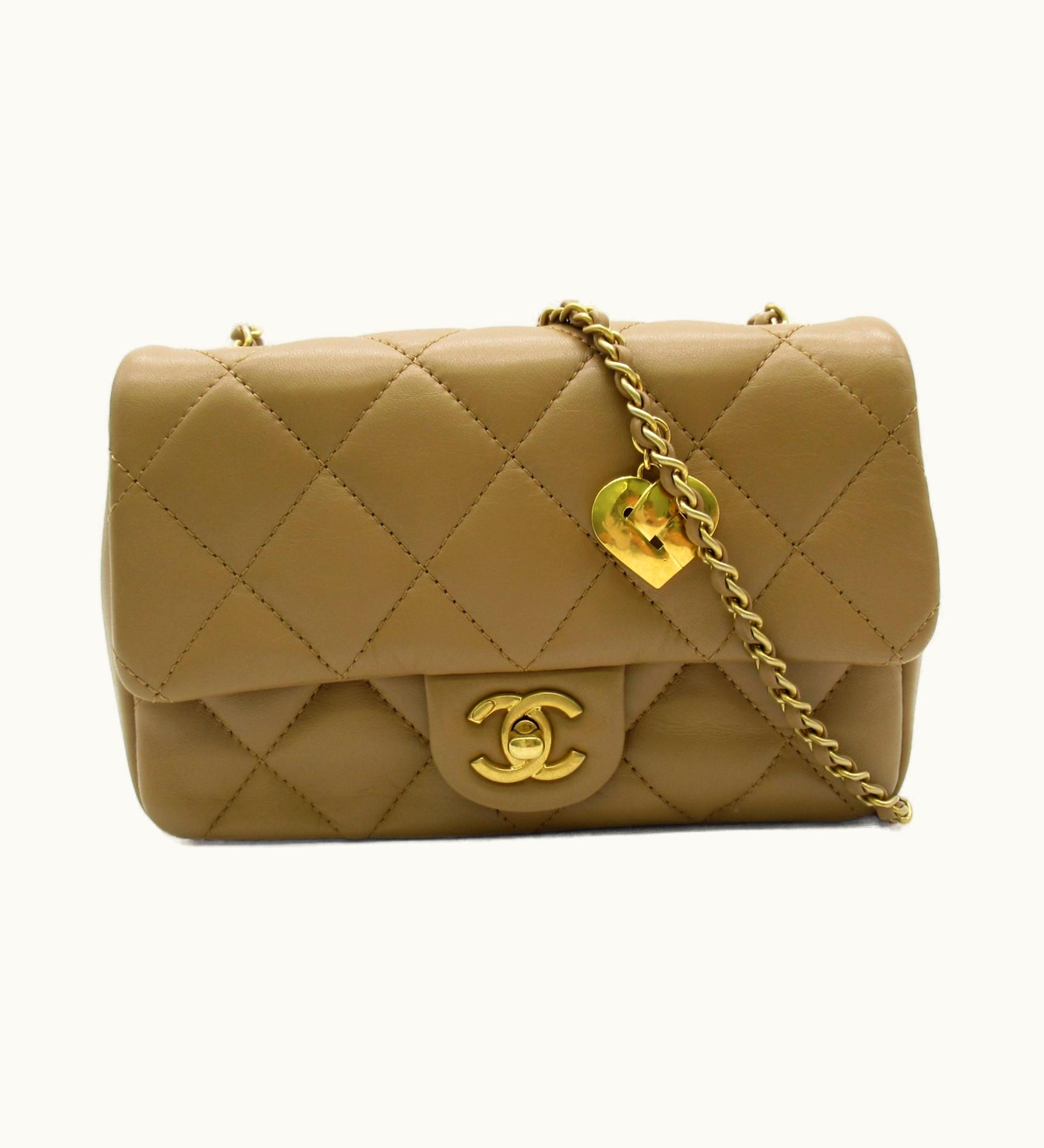 Chanel Chanel Shoulder Bag Beige Lambskin [Sheep Leather] As3457