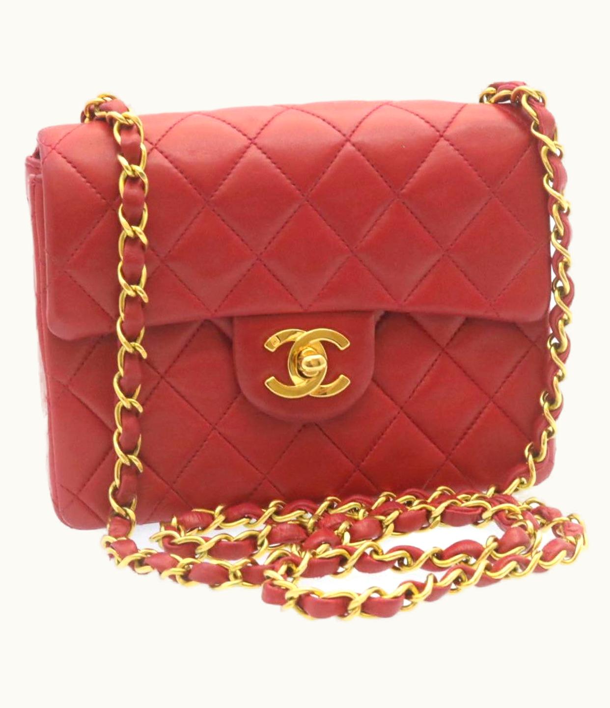 Chanel Chanel Matelasse Chain Flap Shoulder Bag Lamb Skin Turn Lock Red CC - Red Lamb Skin Shoulder Bag W17cm x H13cm x D6.5cm Gold CC Flap Closure