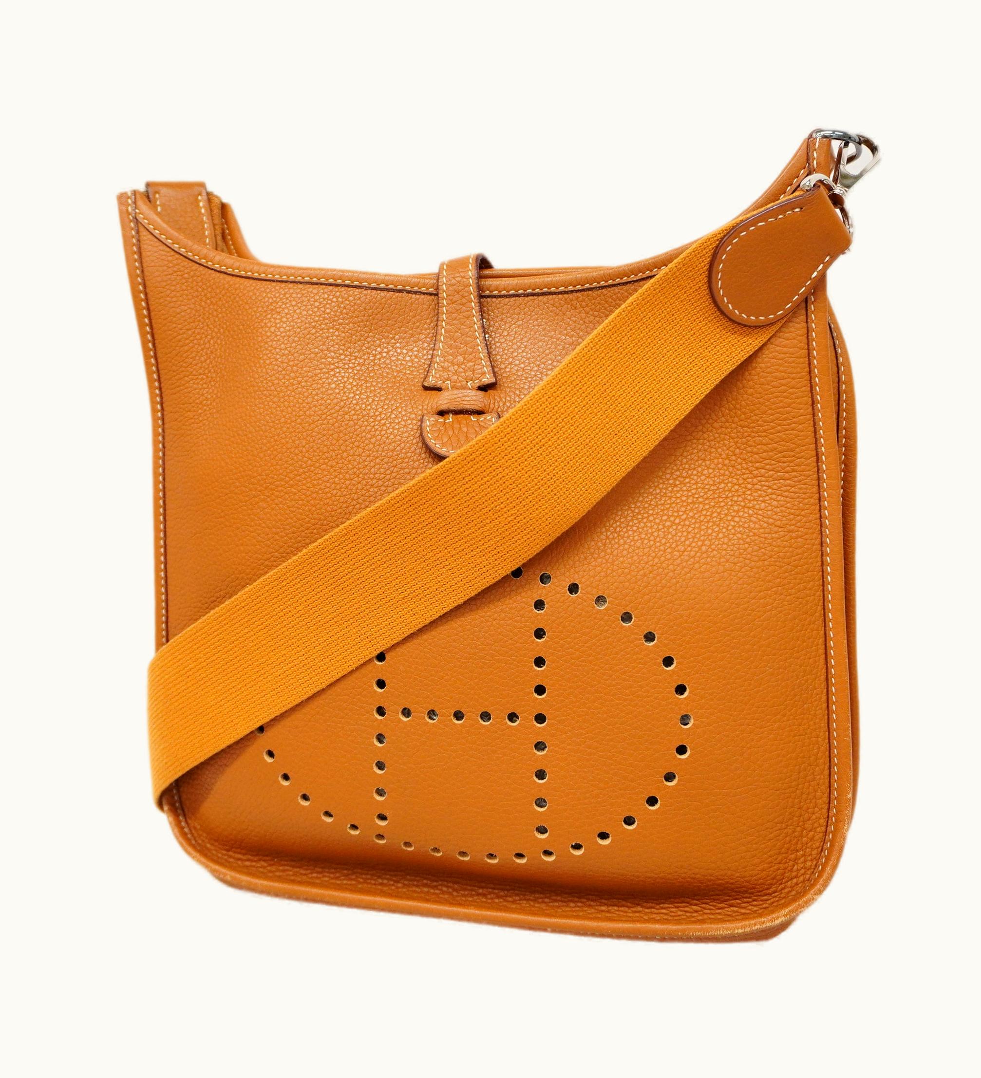 Hermès Evelyne 1Pm K Stamp Taurillon Clemence Leather Shoulder Bag Gold