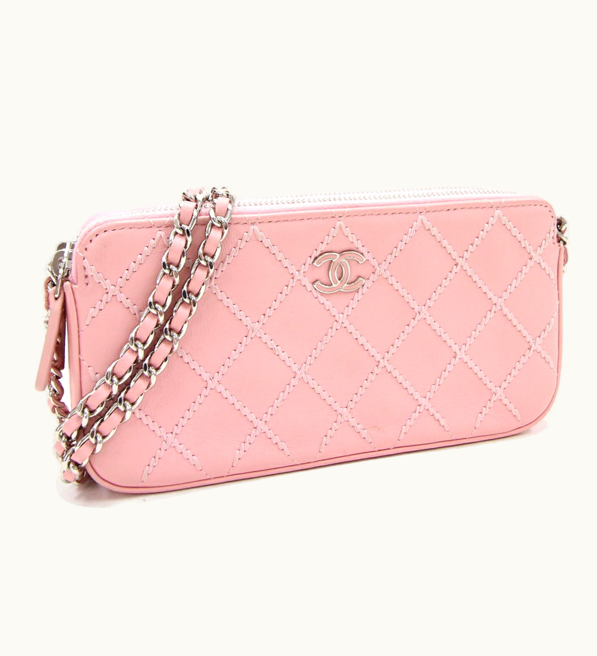 Chanel Chanel Chain Wild Stitch A82527 Pink Leather Shoulder Women's Bag Matelasse Quilting Cocomark Long Wallet