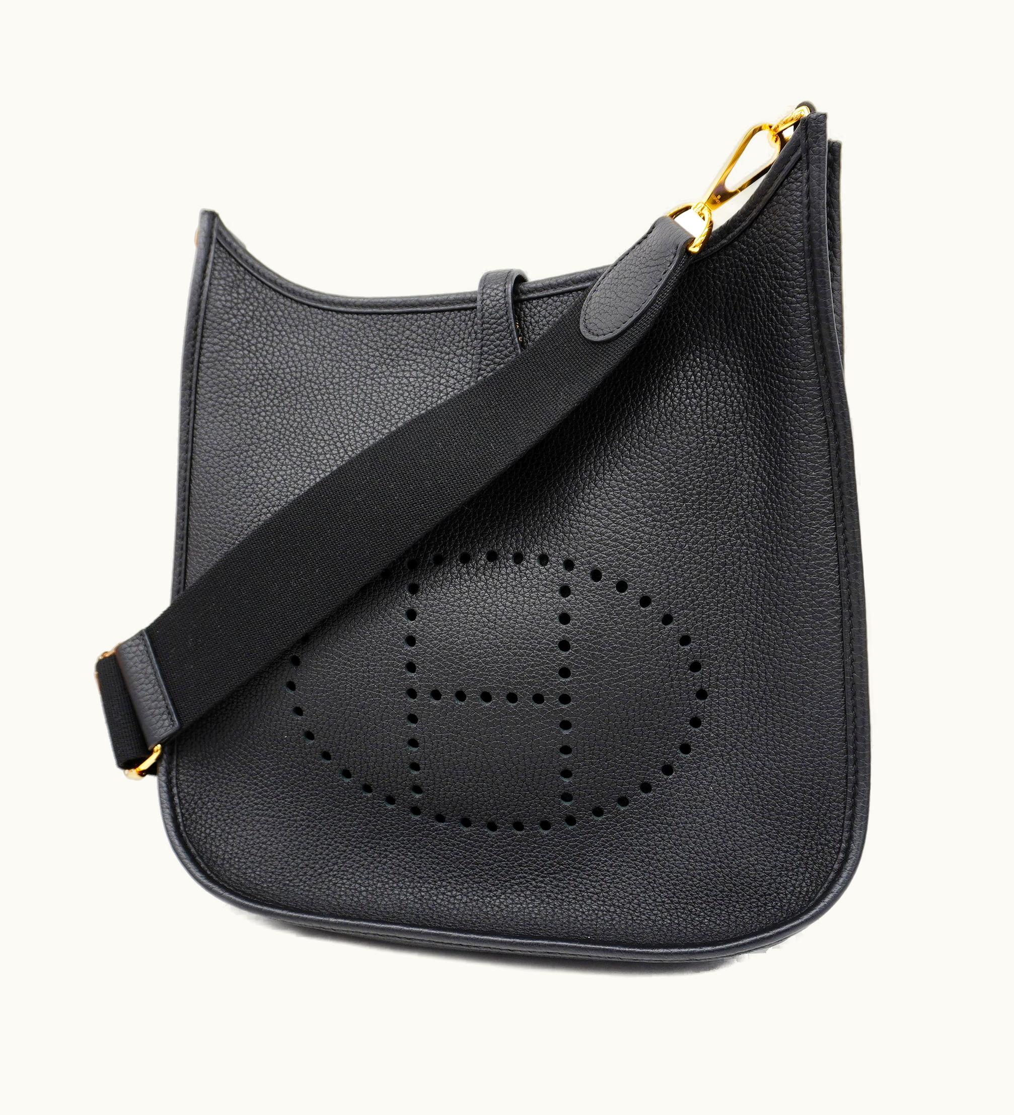 Hermès Hermès   Evelyne Evelyne 3Pm U Stamp Women's Taurillon Clemence Shoulder Bag