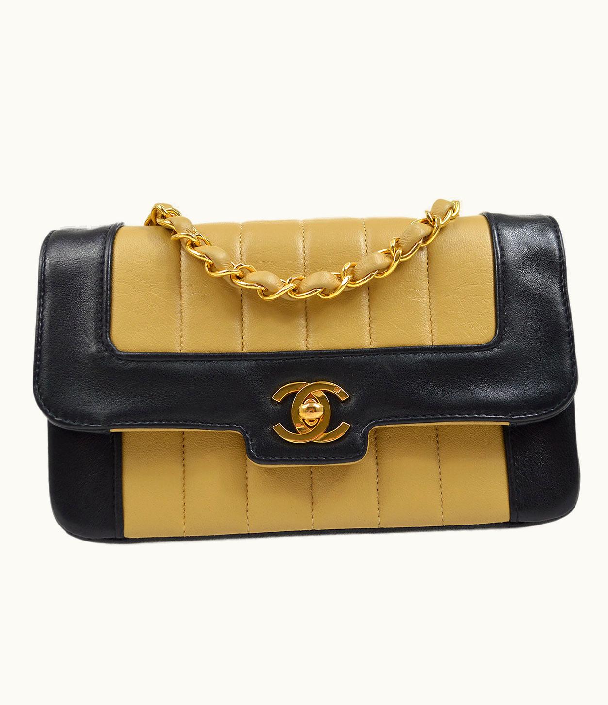 Chanel Chanel 1991-1994 Lambskin Vertical Border Flap Mini 44032