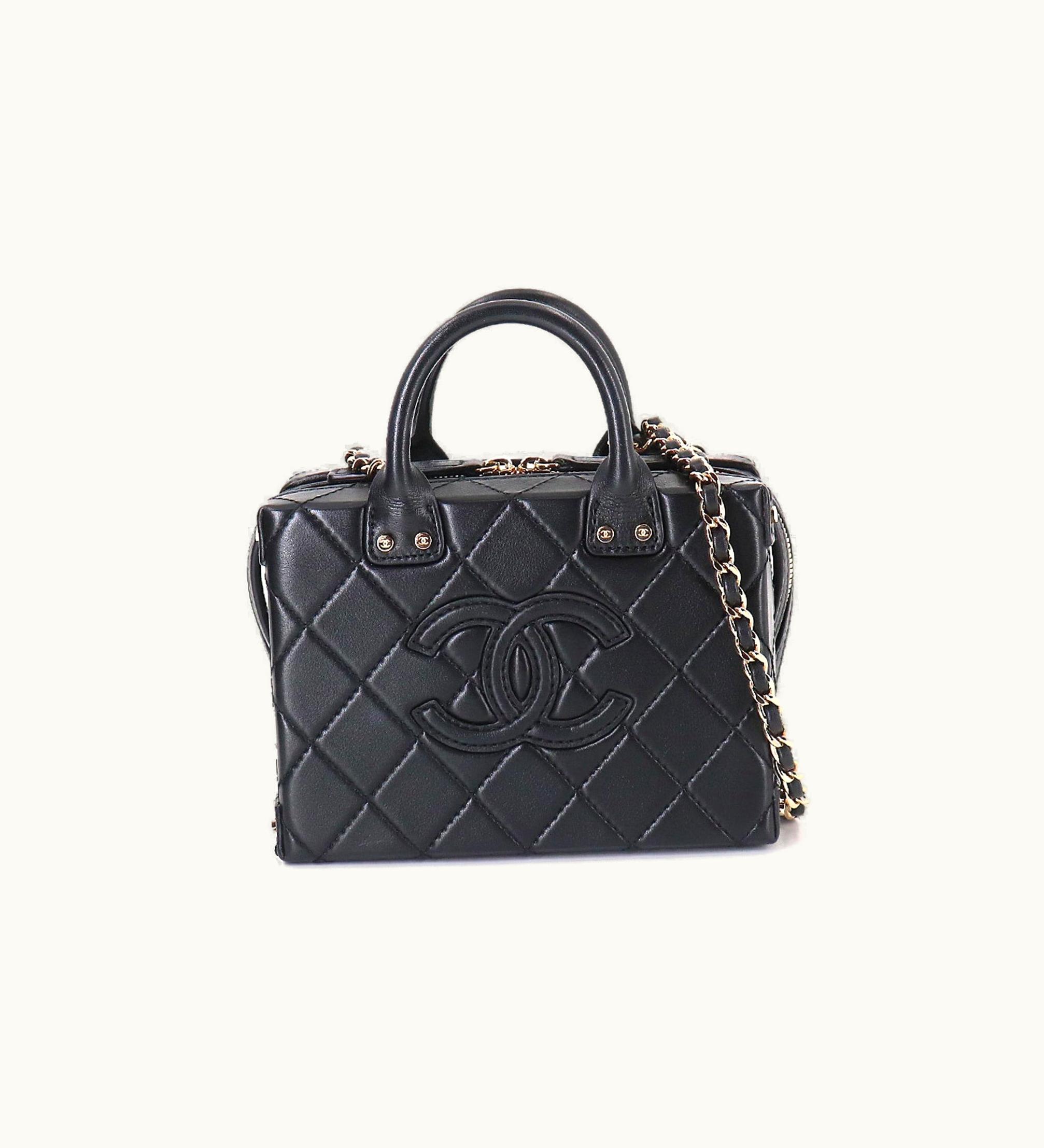 Chanel Chanel Matelasse Vanity Chain Shoulder Bag Leather Black Ap3344 Mini Vanity Bag