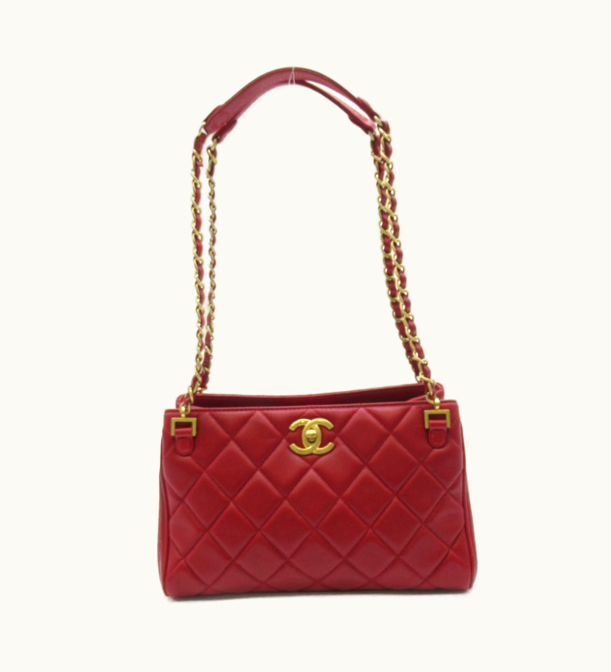 Chanel Chanel Matelasse Chainshoulder Bag Red Lambskin [Sheep Leather]
