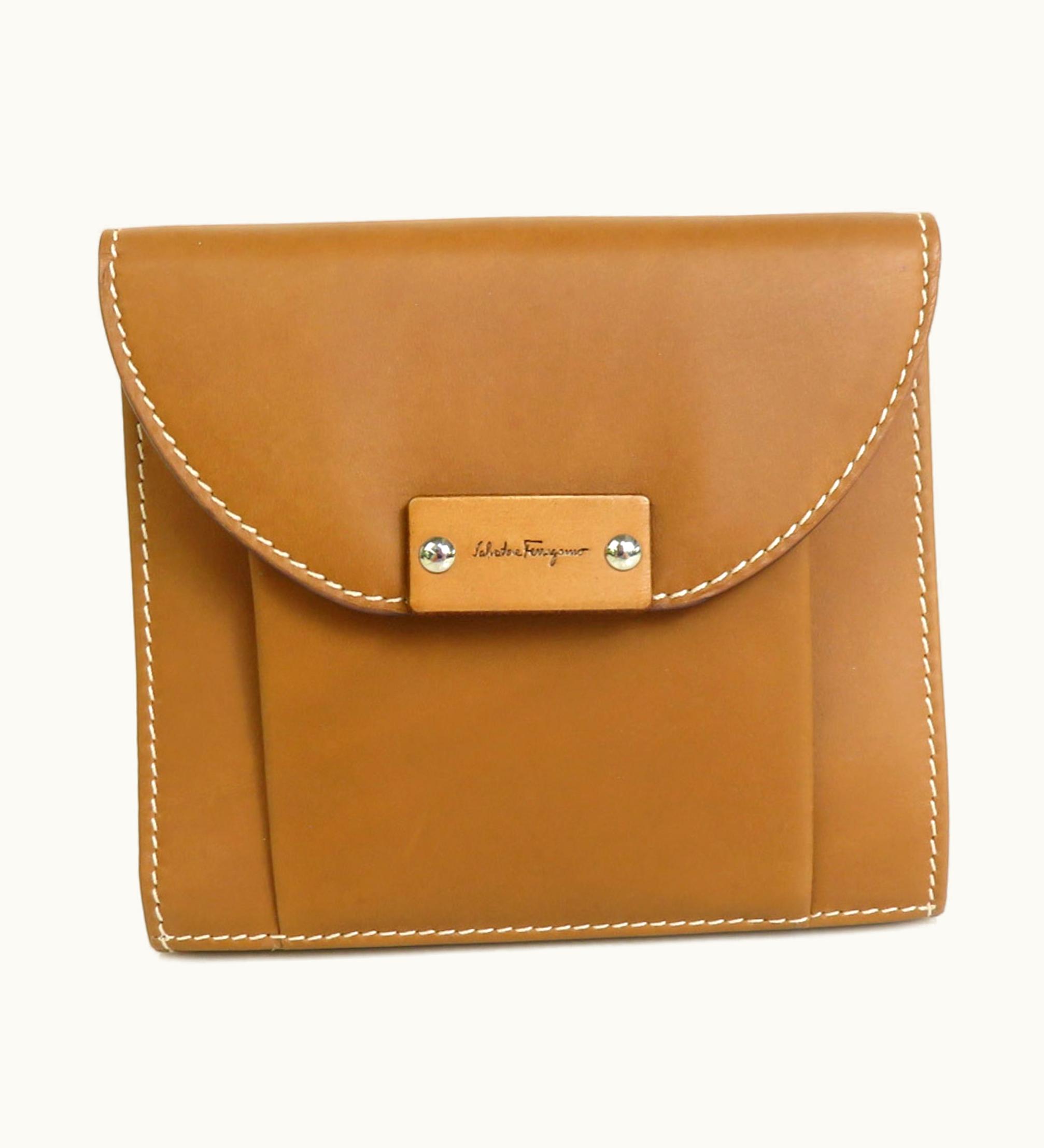 Salvatore Ferragamo Salvatore Ferragamo Bifold Wallet Gancini Leather Brown Unisex E55879A