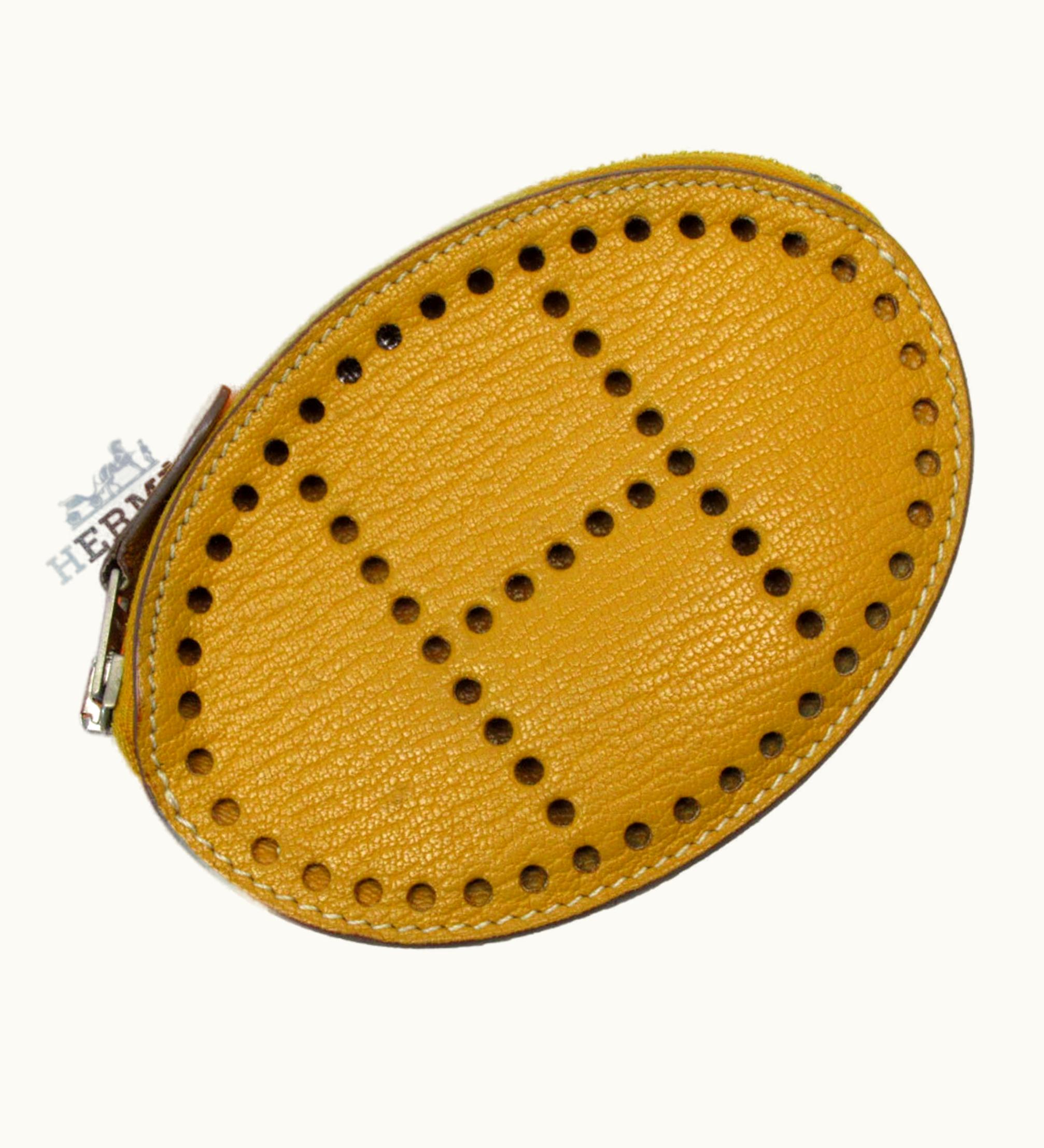 Hermès Hermès Coin Case Evelyne Chevre Mizol Mutard Silver Unisex