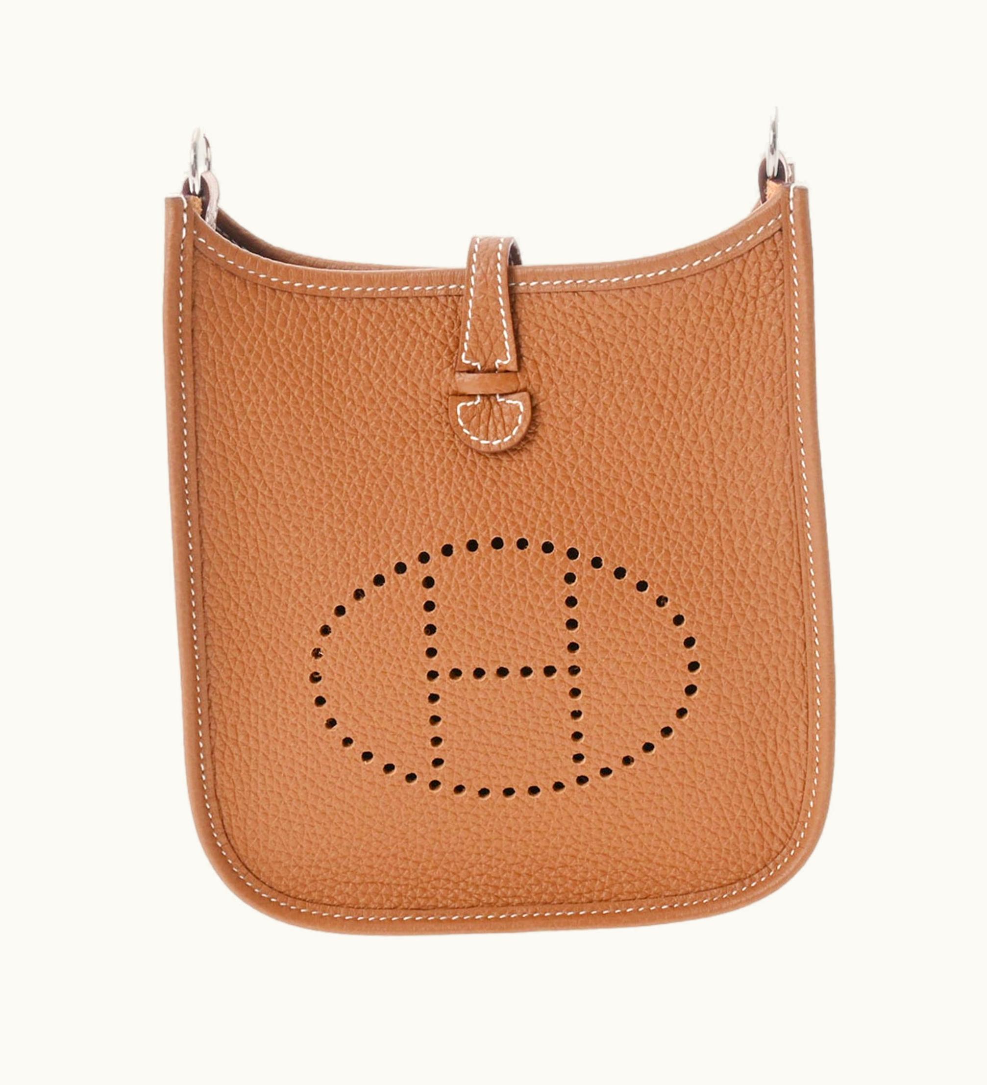 Hermès Hermès Evelyne Tpm Gold U Engraved [Around 2022] Women's Taurillon Clemence Shoulder Bag
