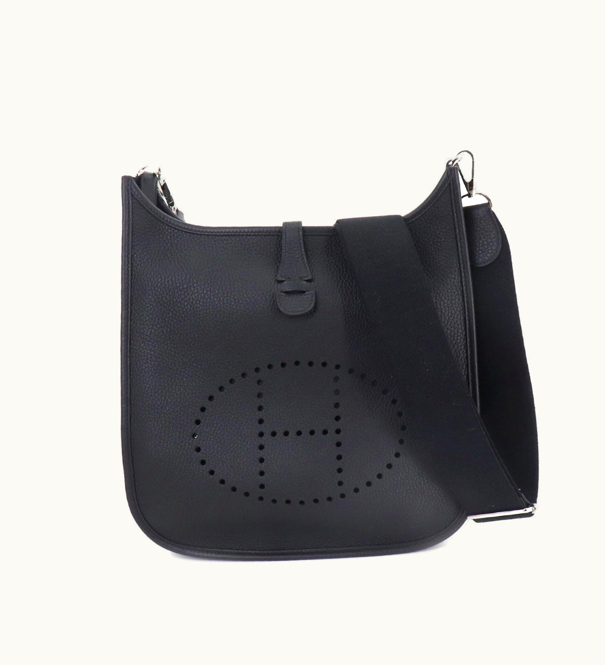 Hermès Hermès Evelyne 3 PM Shoulder Bag Taurillon Clemence Black Y Engraved Silver Metal Fittings Everlyne